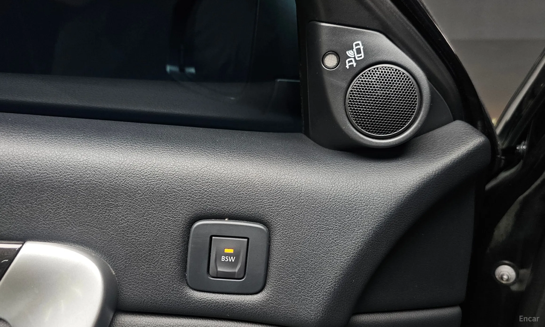 Renault Korea (Samsung) SM7 превью 17
