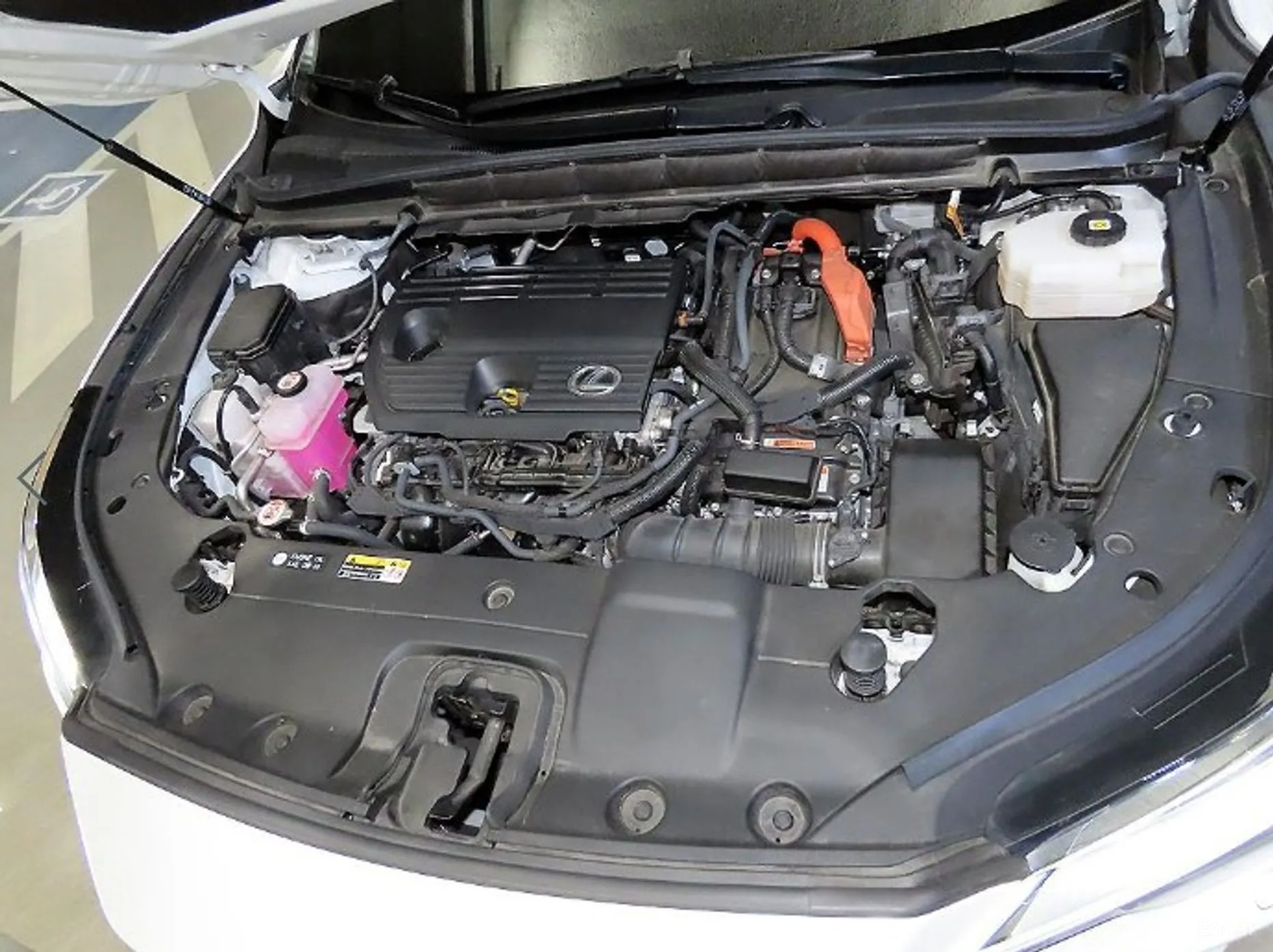 Lexus RX350h 5th Generation превью 19