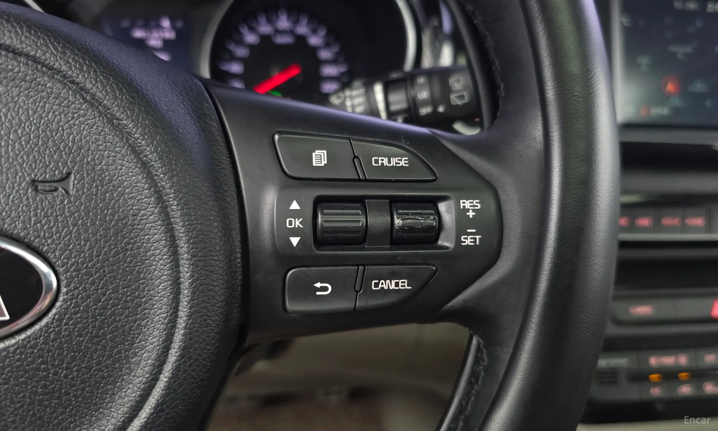 Kia Carnival превью 17