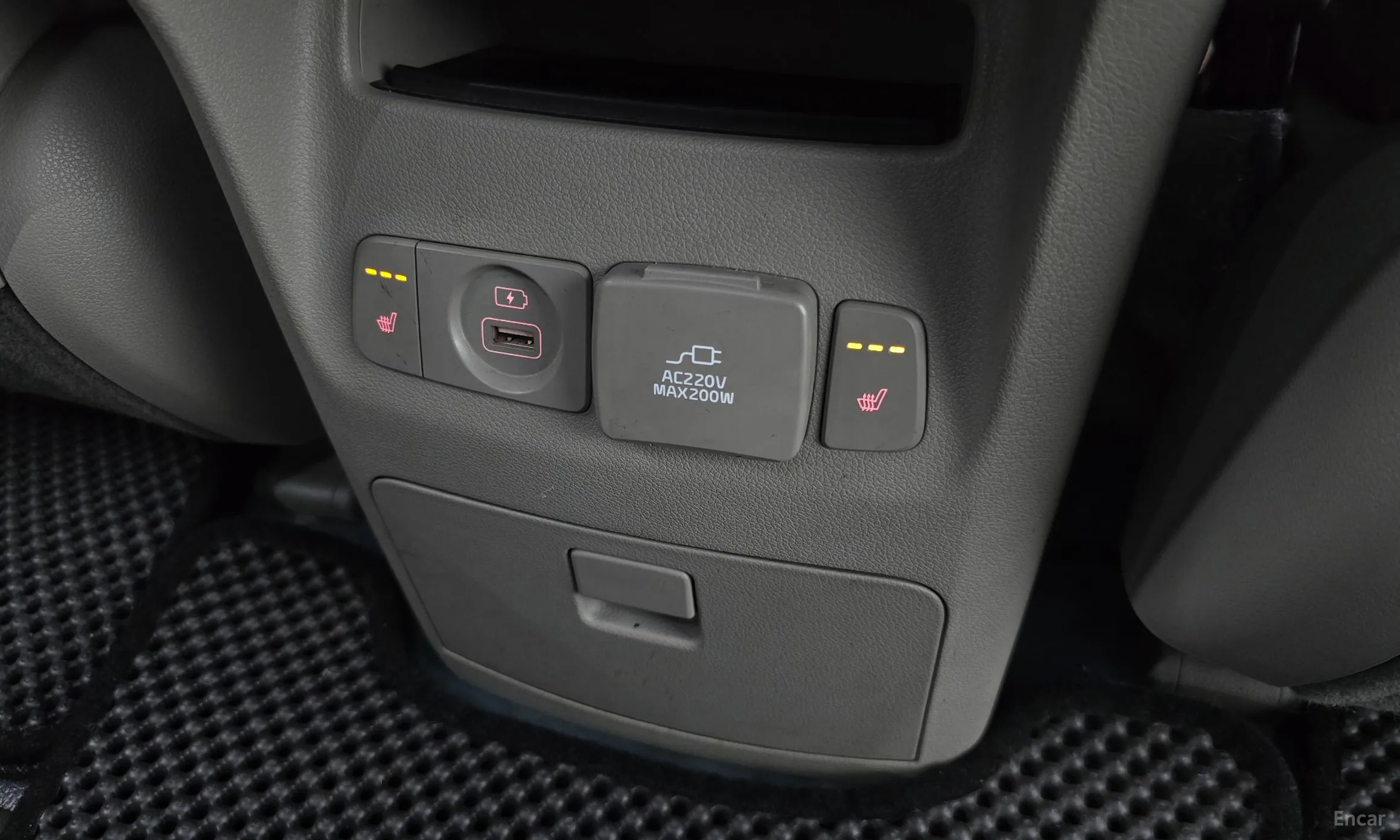 Kia Carnival превью 19