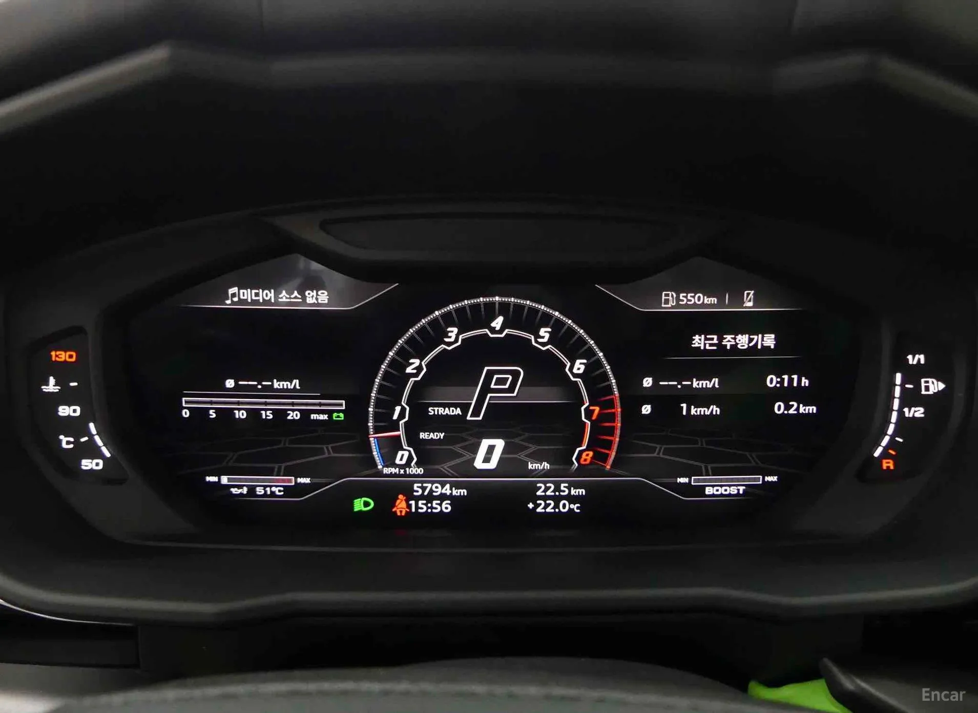 Lamborghini Urus превью 6