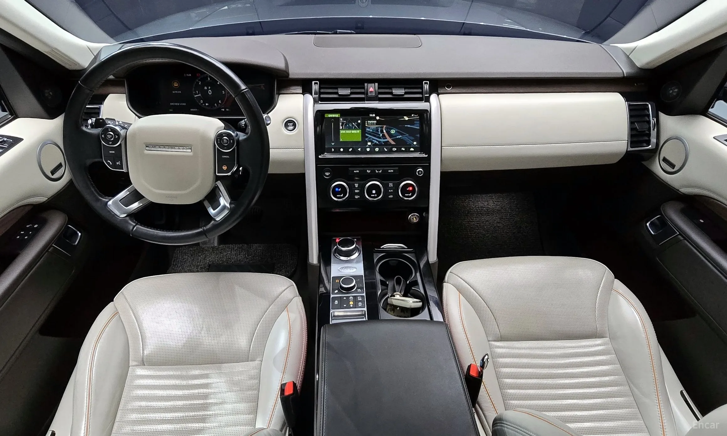 Land Rover Discovery 5 превью 7