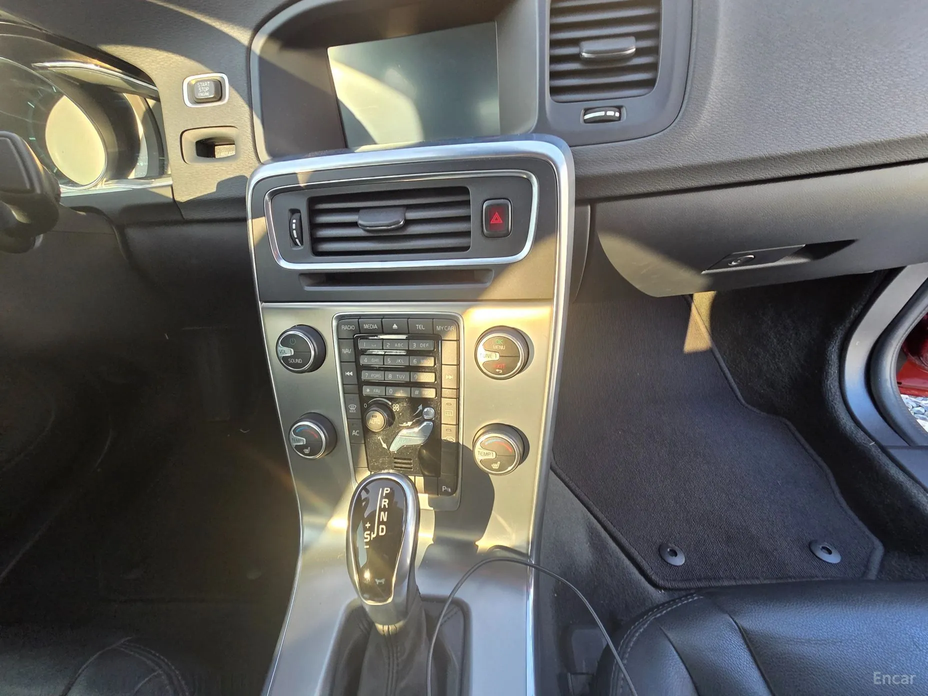 Volvo S60 превью 5