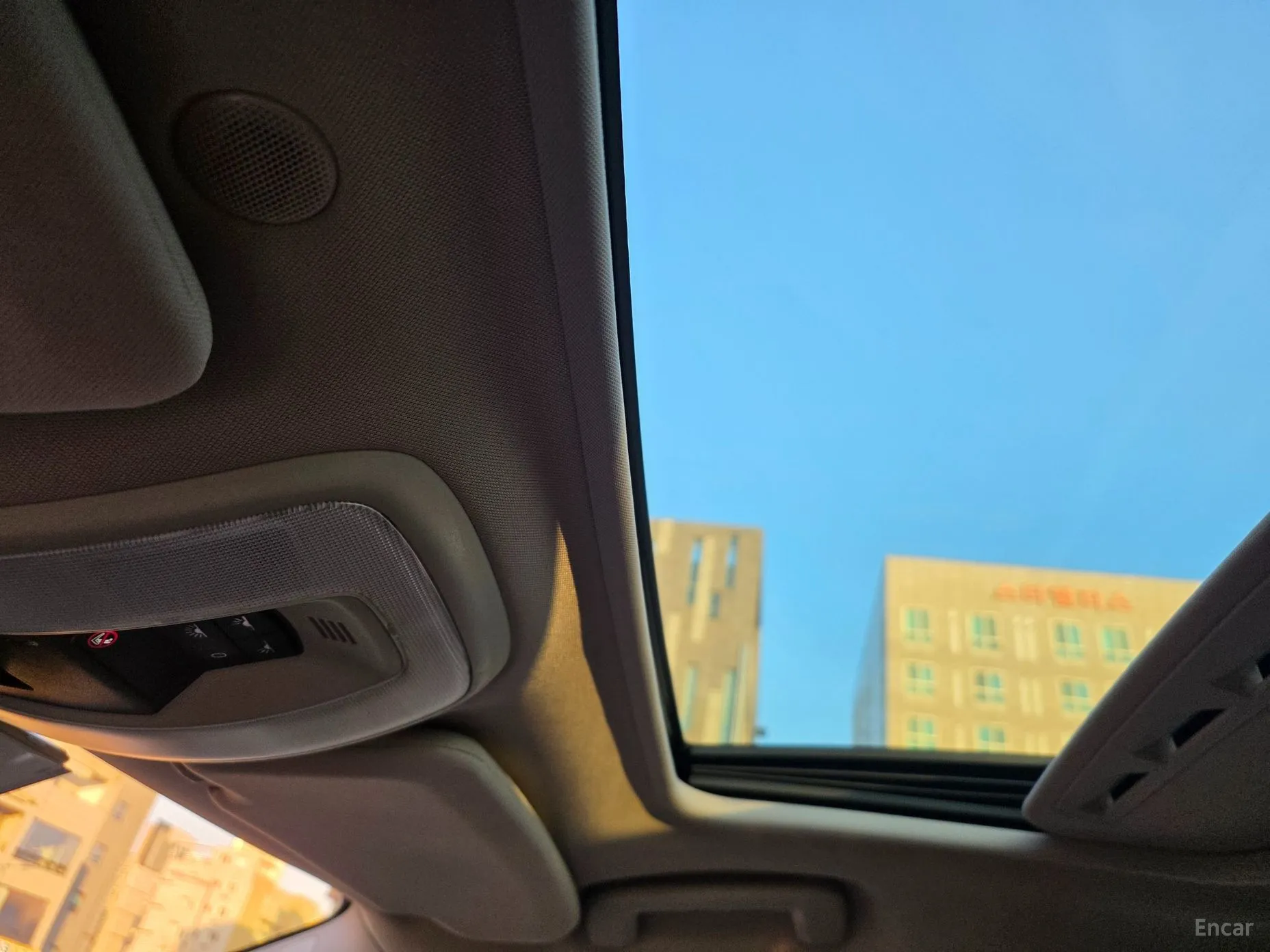 Volvo S60 превью 8