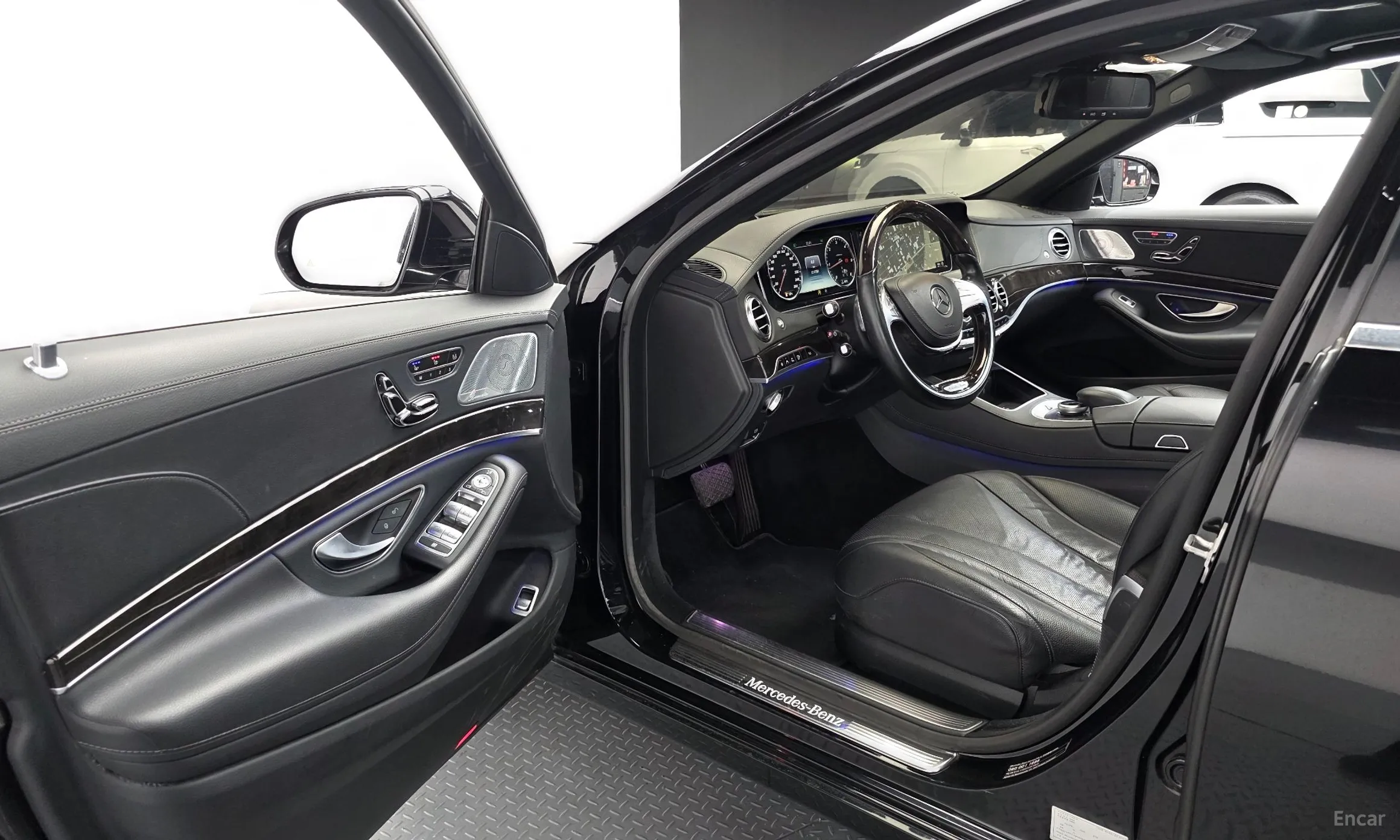 Mercedes Benz S-Class W222 превью 10
