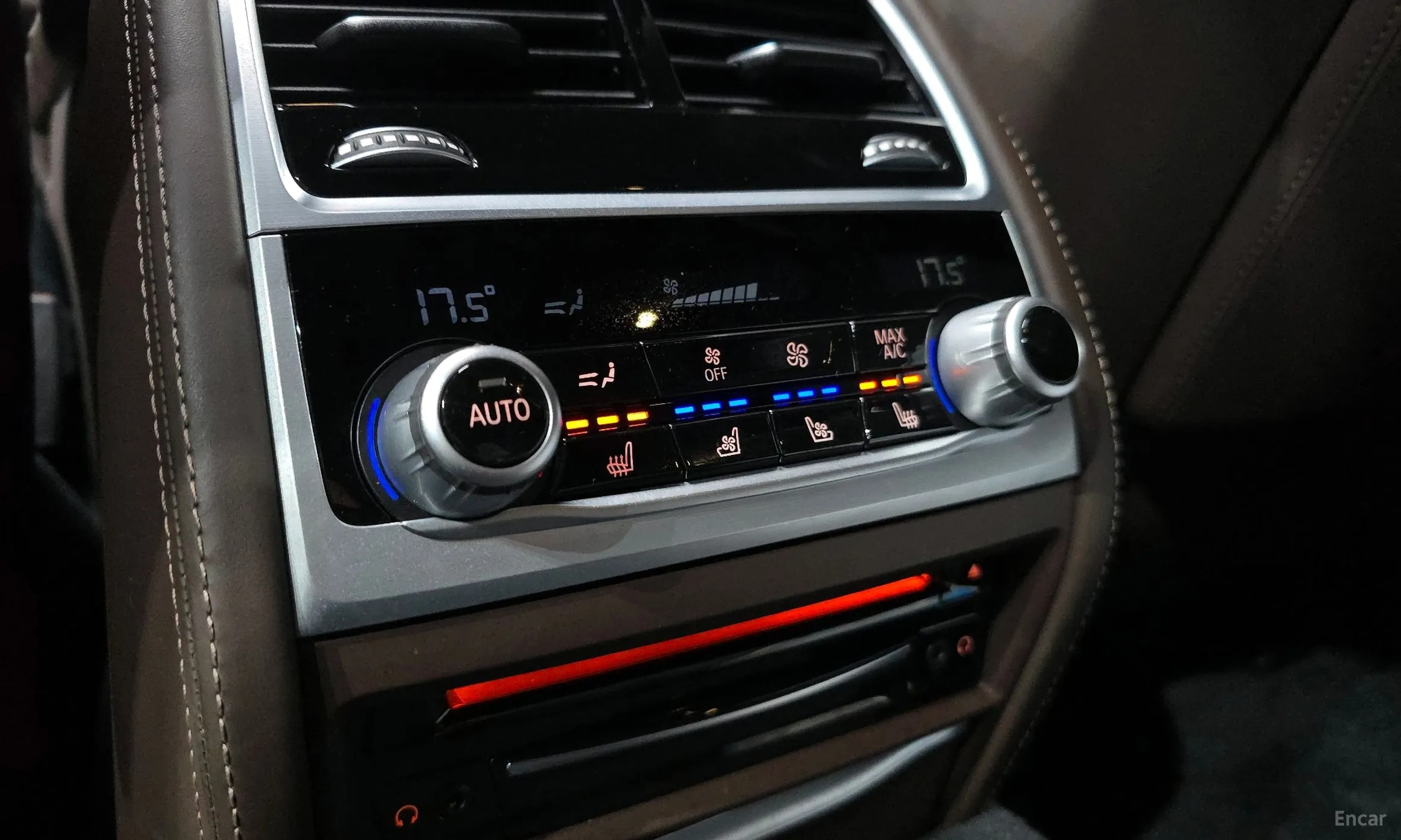 BMW 7 Series (G11) превью 18