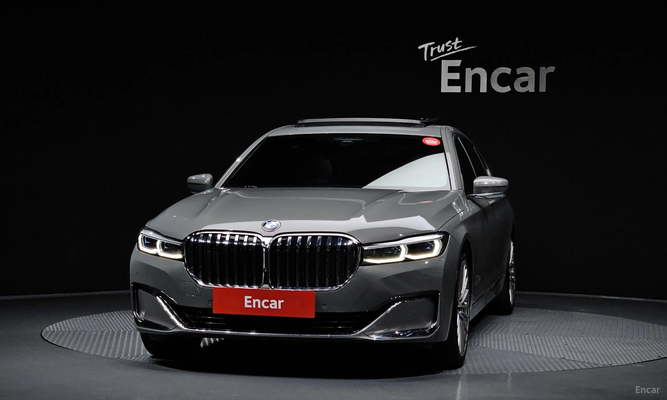 BMW 7 Series (G11) превью 3