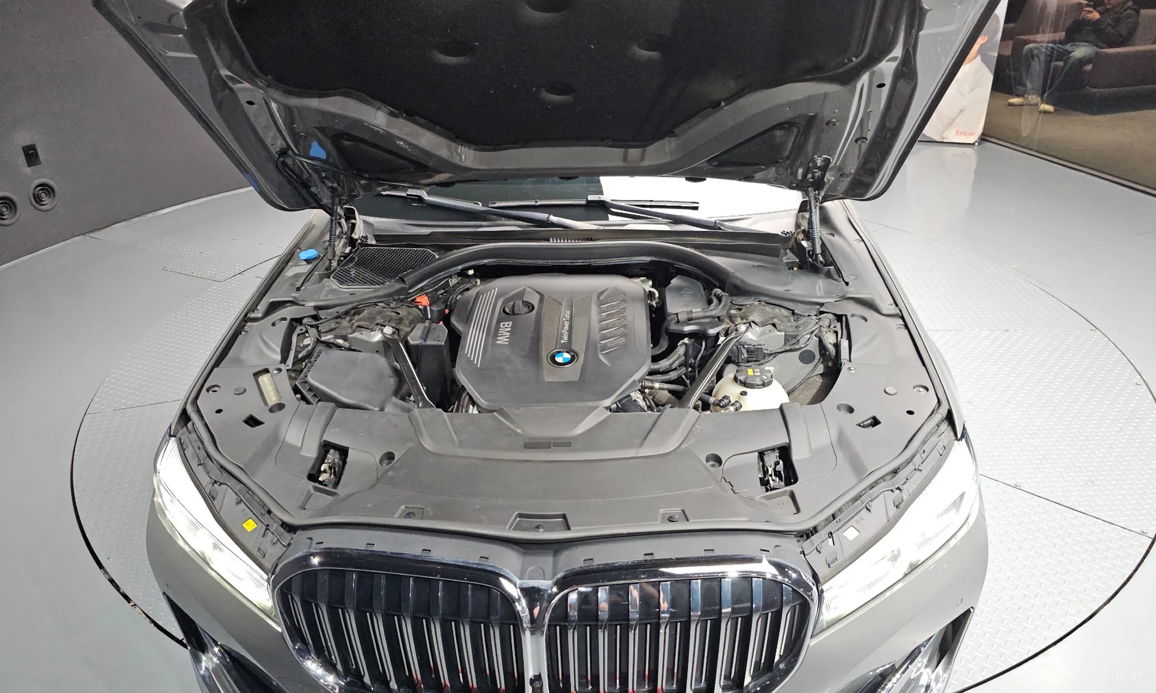 BMW 7 Series (G11) превью 6