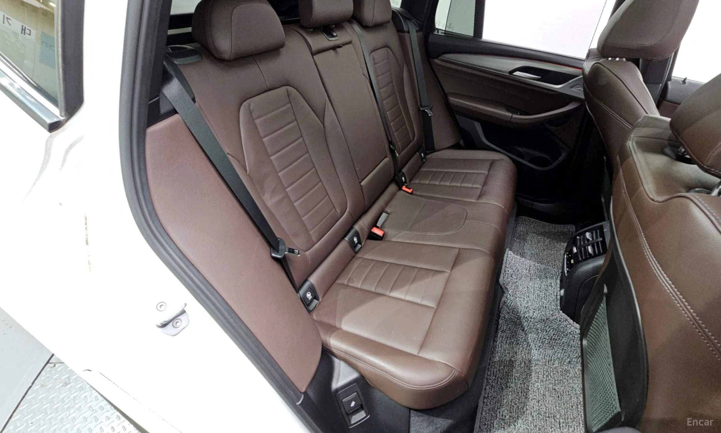 BMW X3 (G01) превью 11