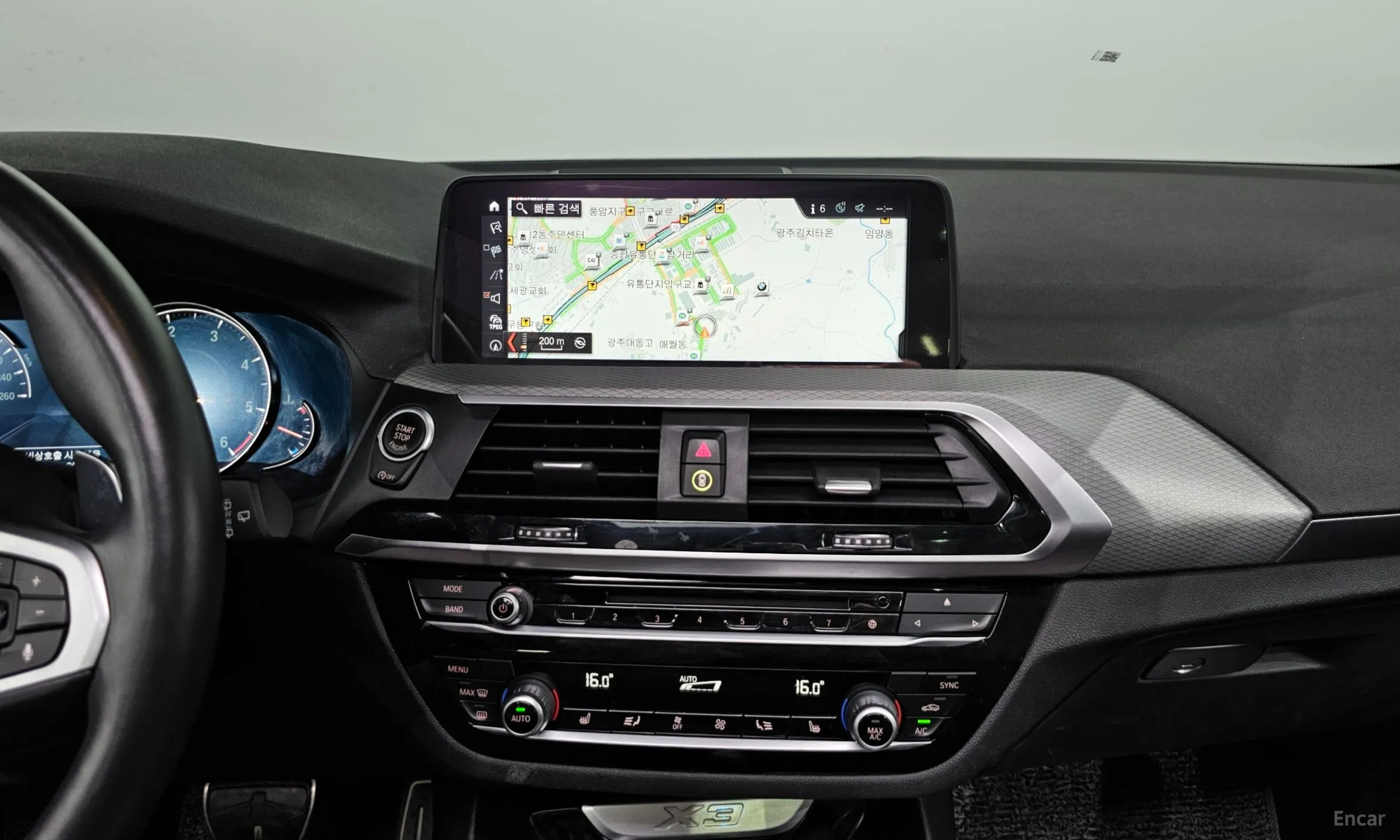BMW X3 (G01) превью 13