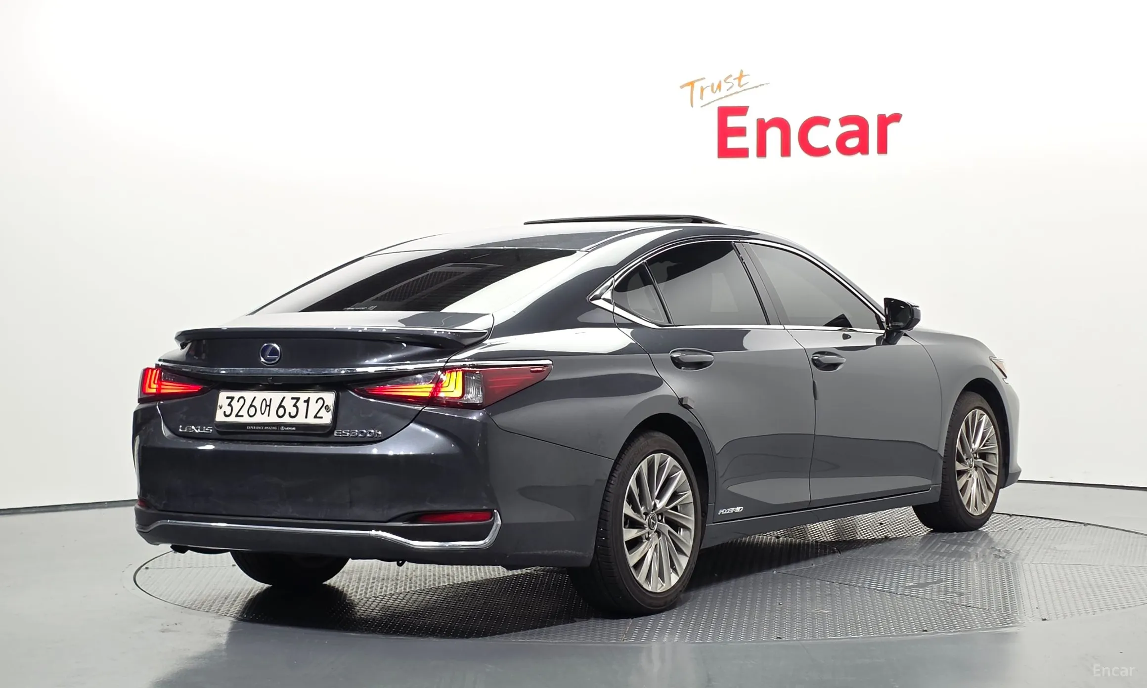 Lexus ES300h 7th Generation превью 2