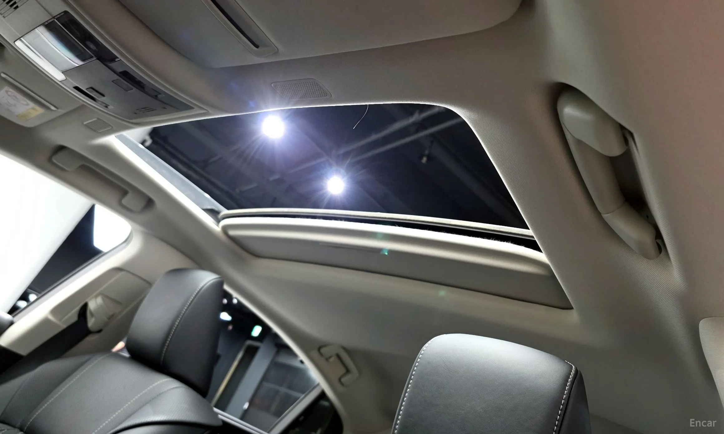 Lexus ES300h 7th Generation превью 19