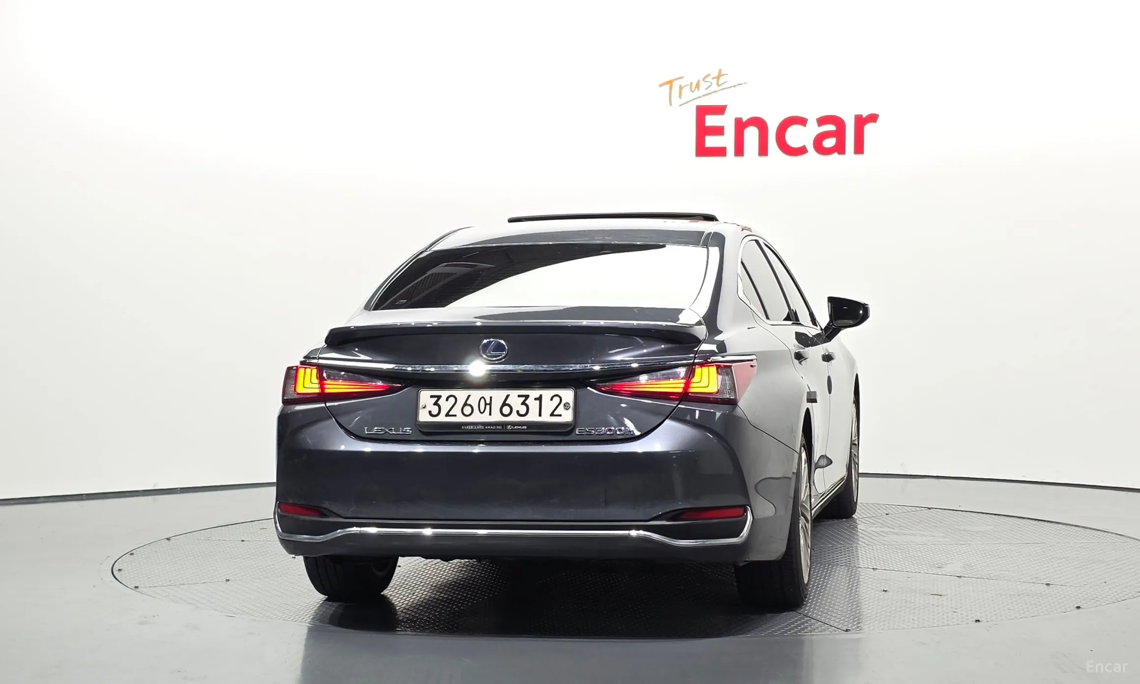 Lexus ES300h 7th Generation превью 4