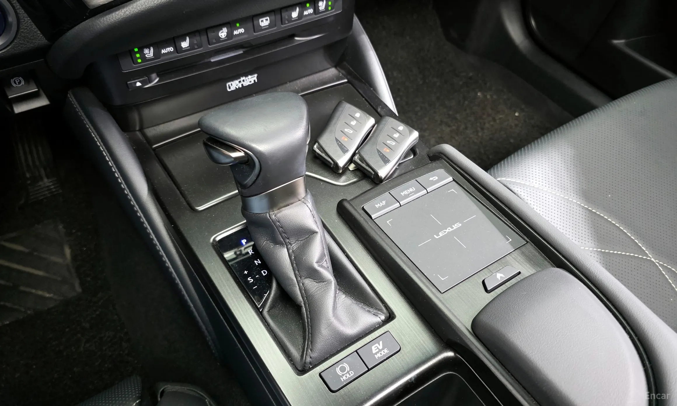 Lexus ES300h 7th Generation превью 9
