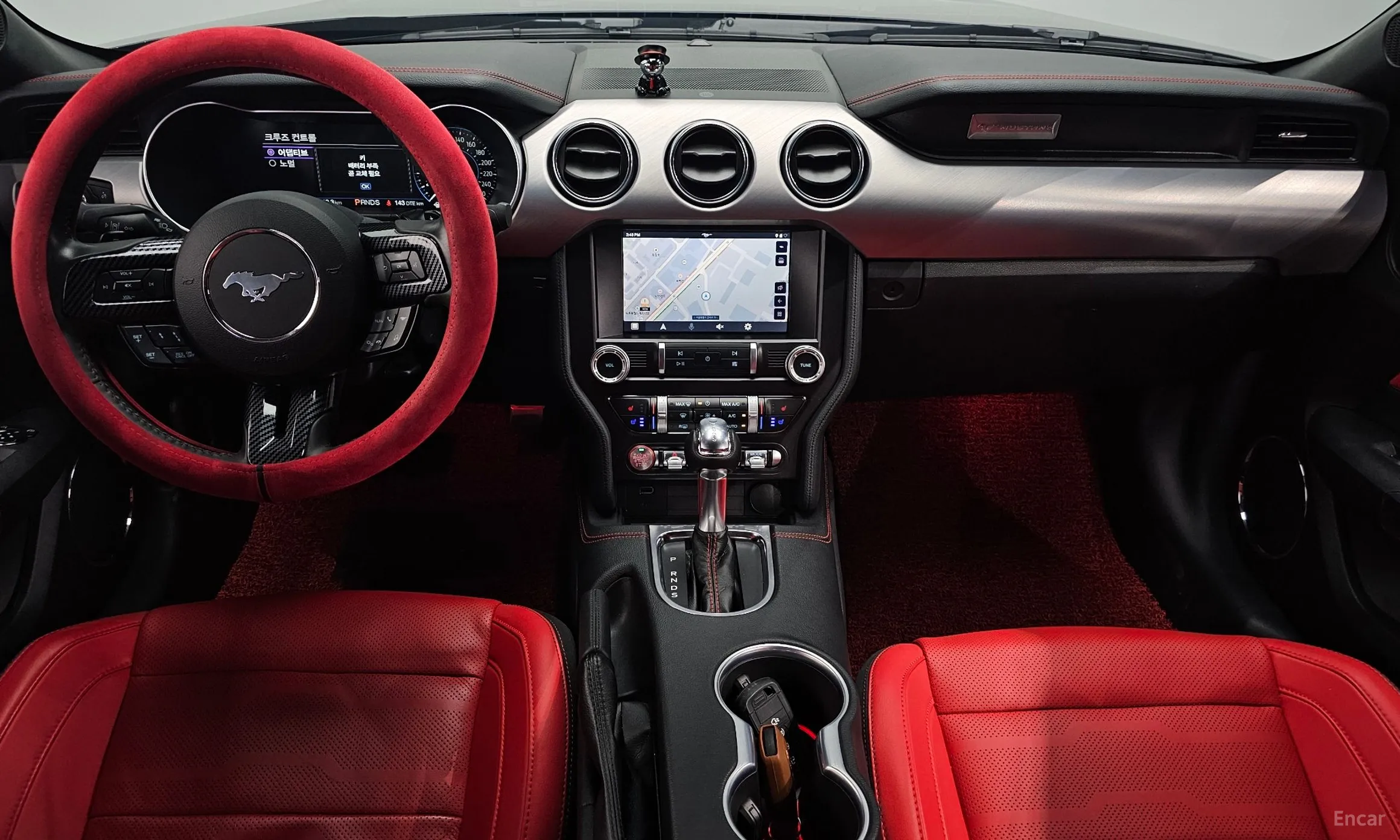 Ford Mustang превью 7