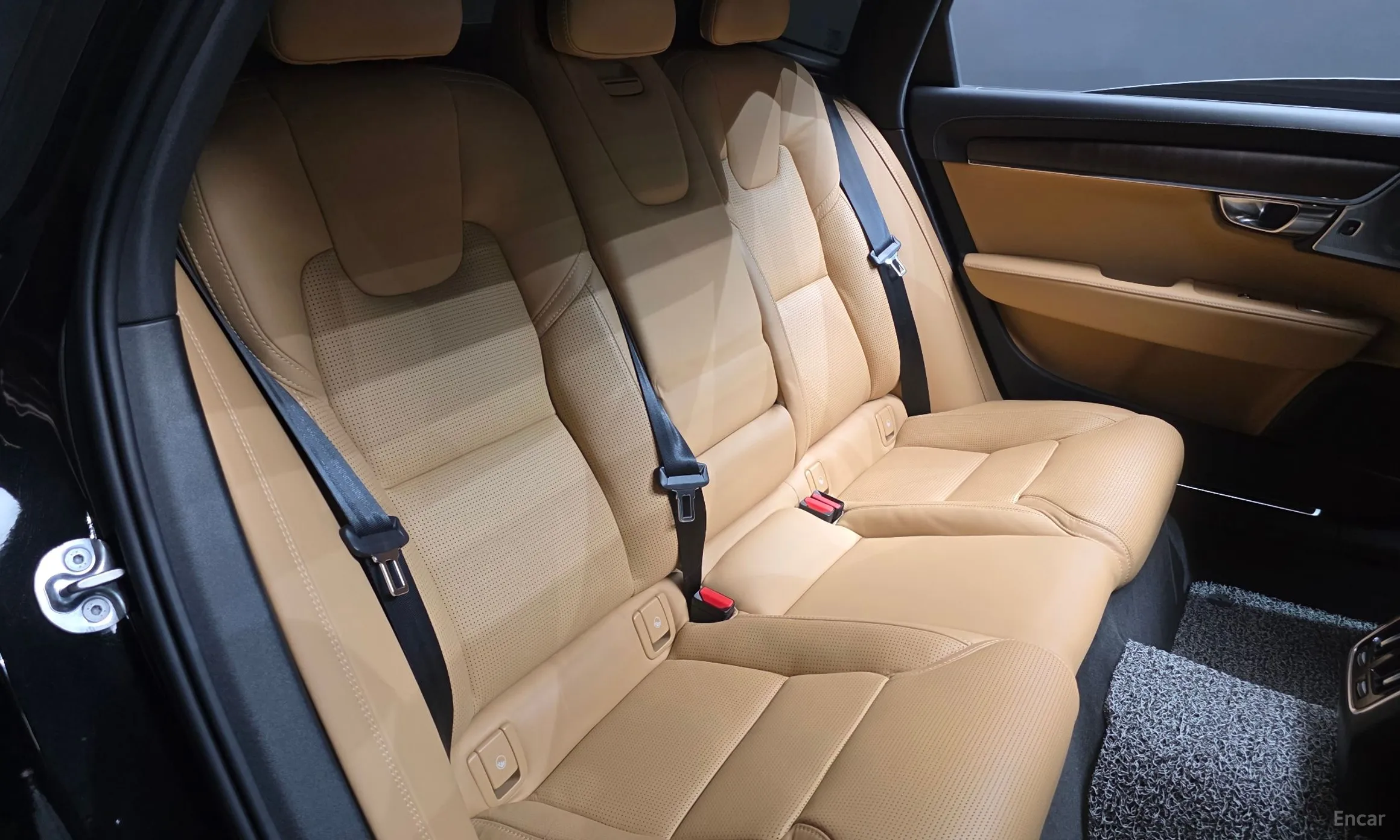 Volvo S90 превью 11