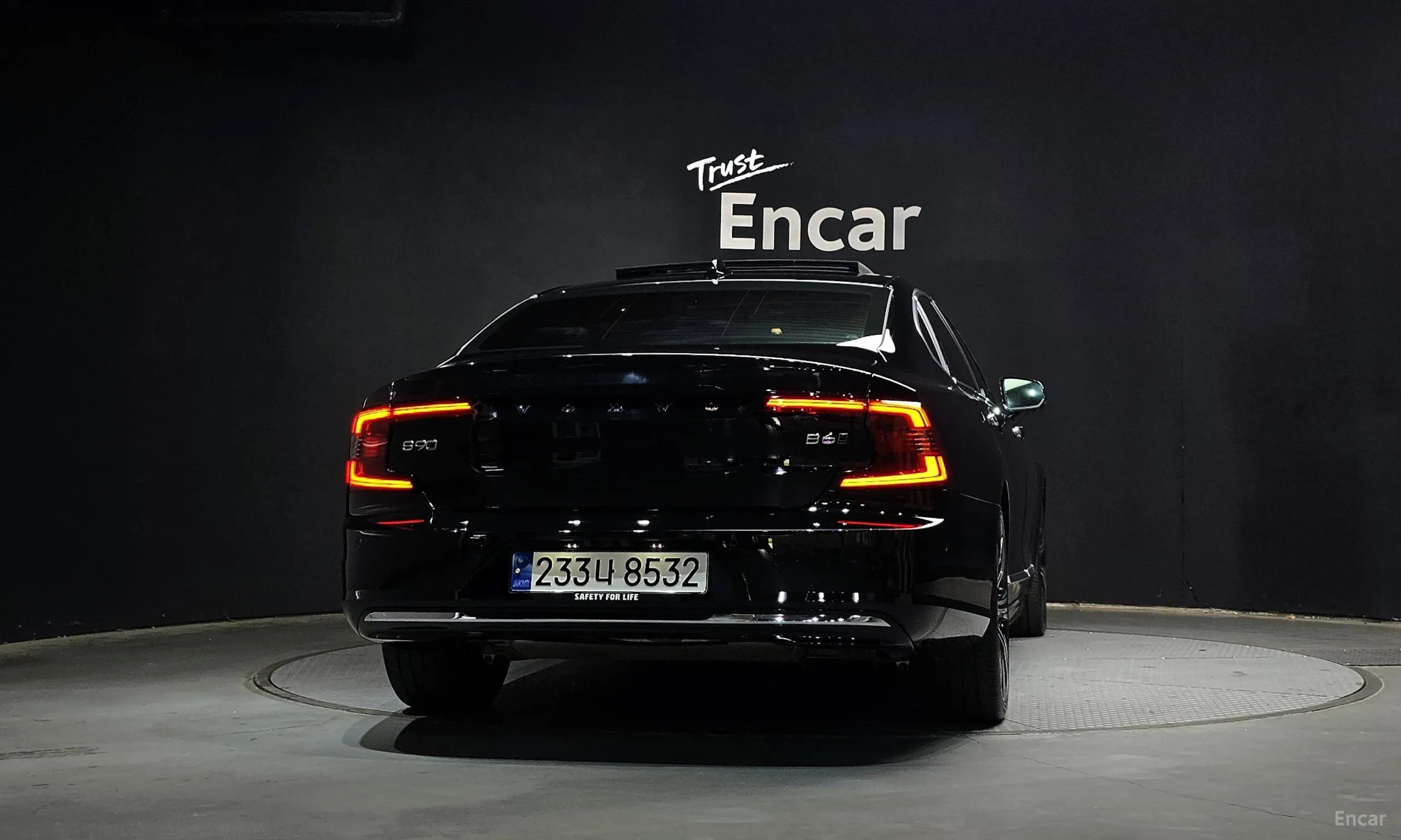 Volvo S90 превью 4