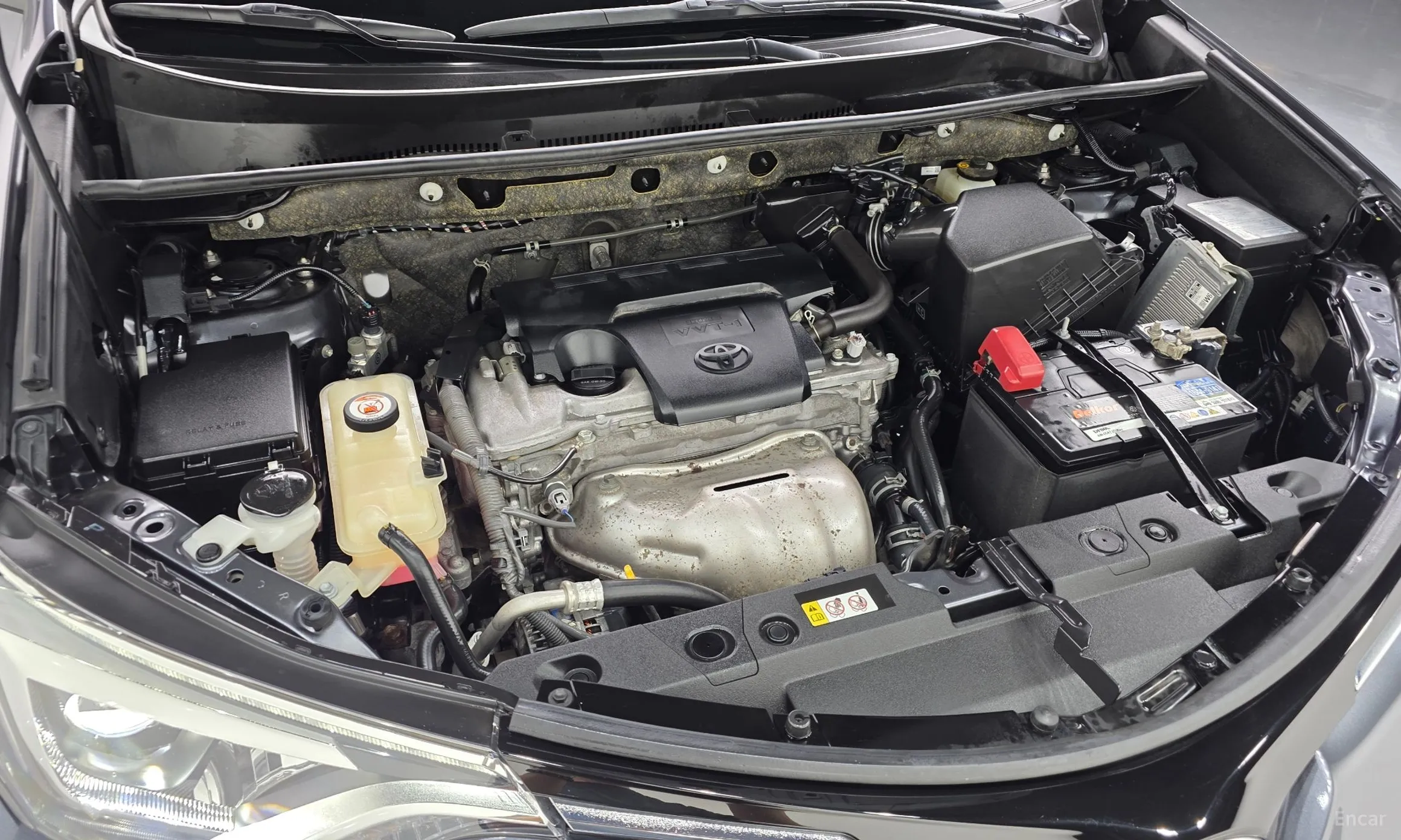 Toyota RAV4 превью 6
