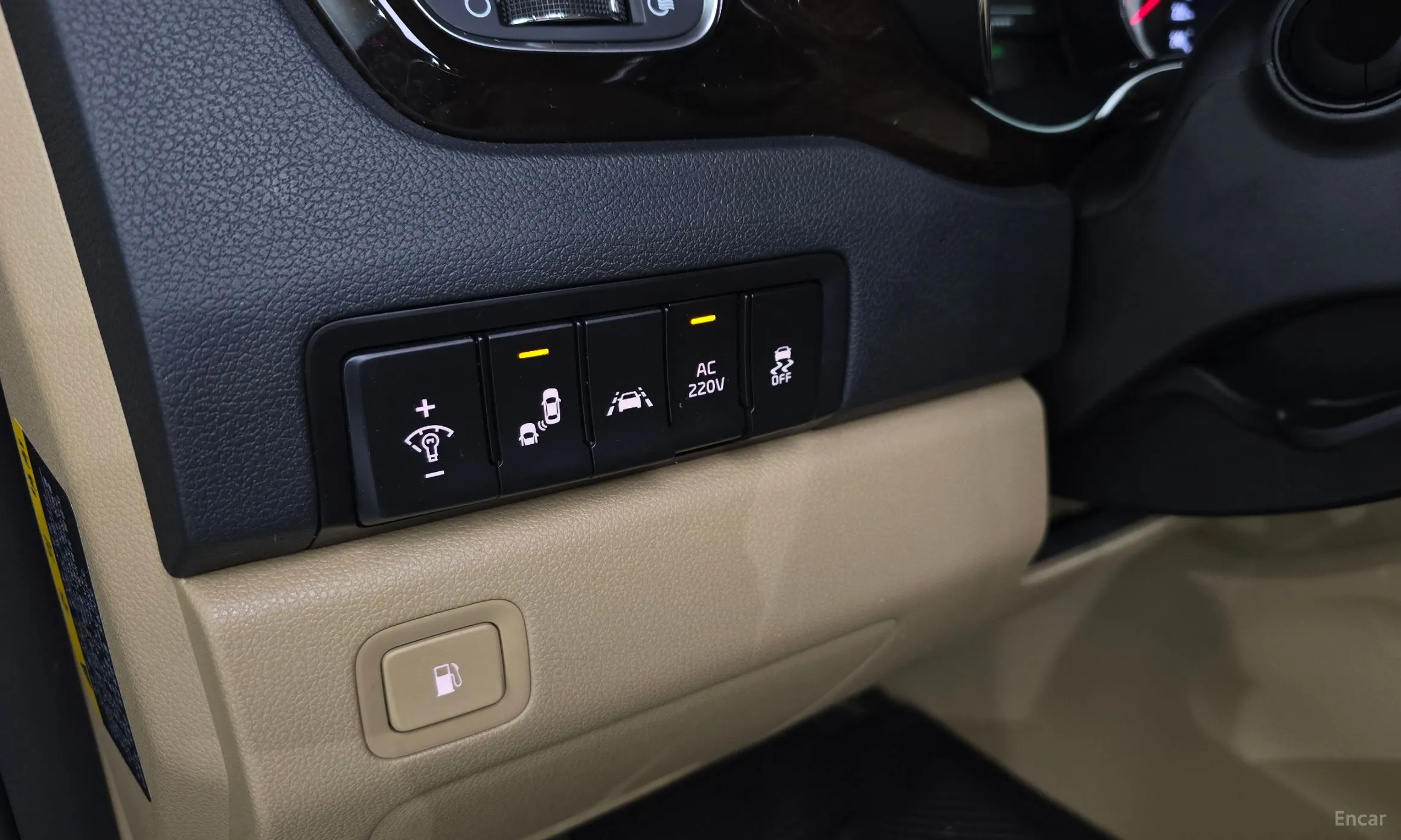 Kia Carnival превью 19