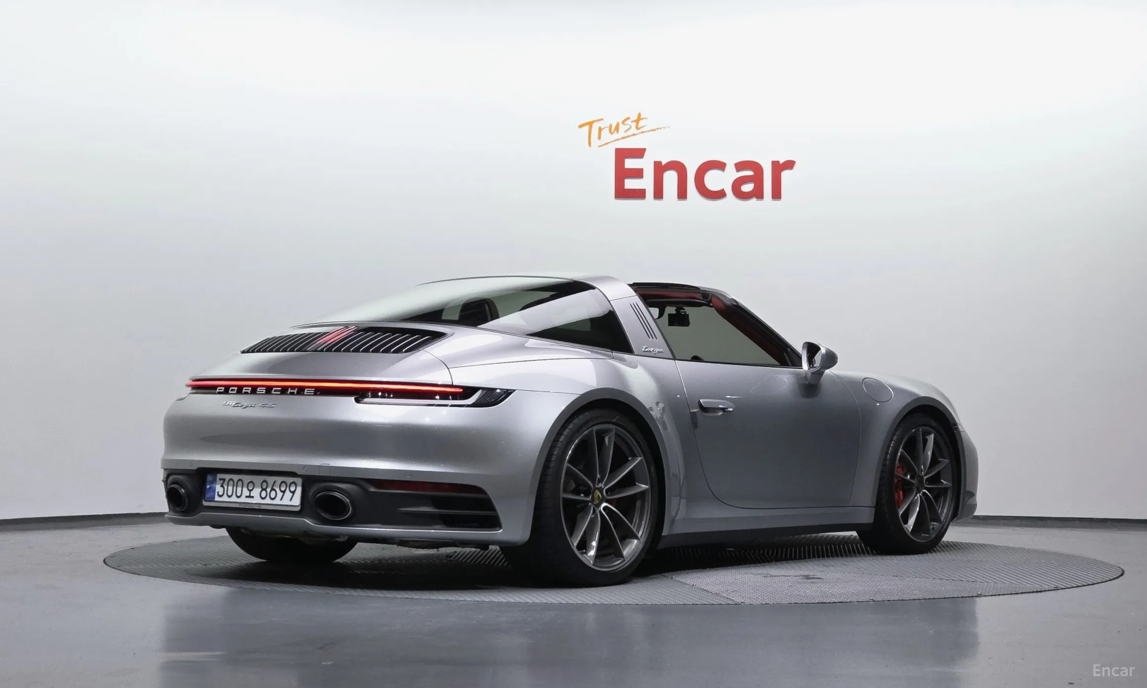 Porsche 911 (992)