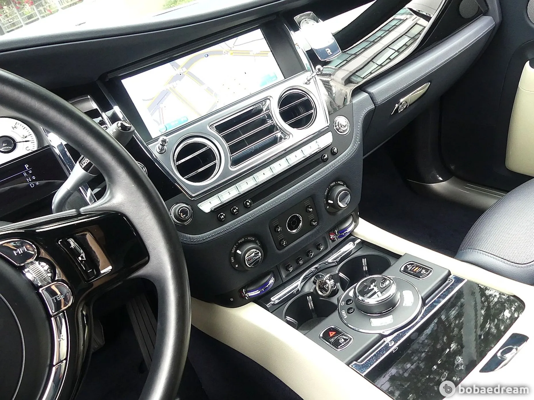 Rolls-Royce Ghost превью 13