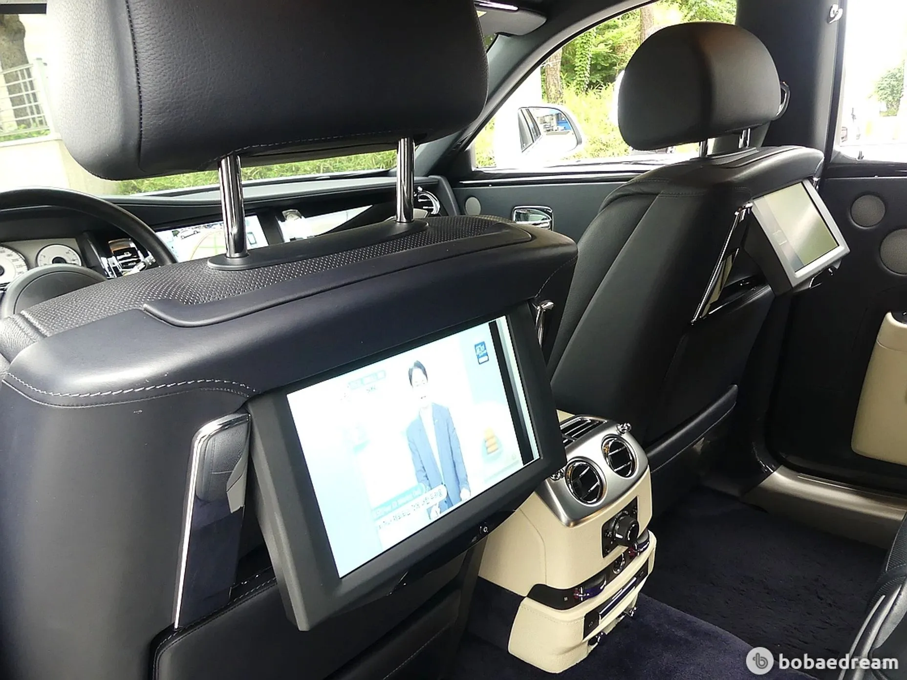 Rolls-Royce Ghost превью 19