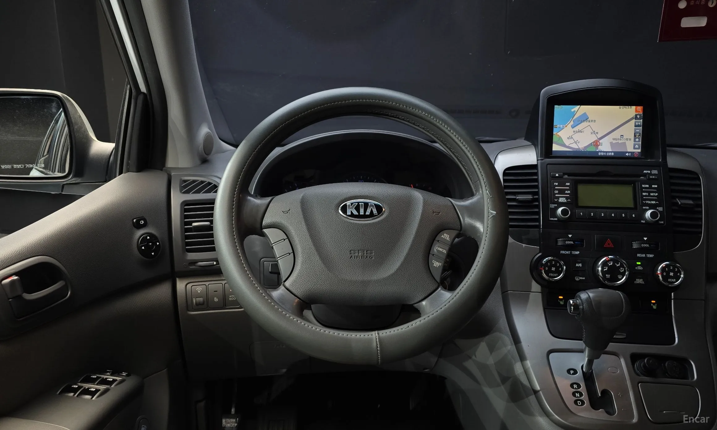 Kia Carnival R превью 13