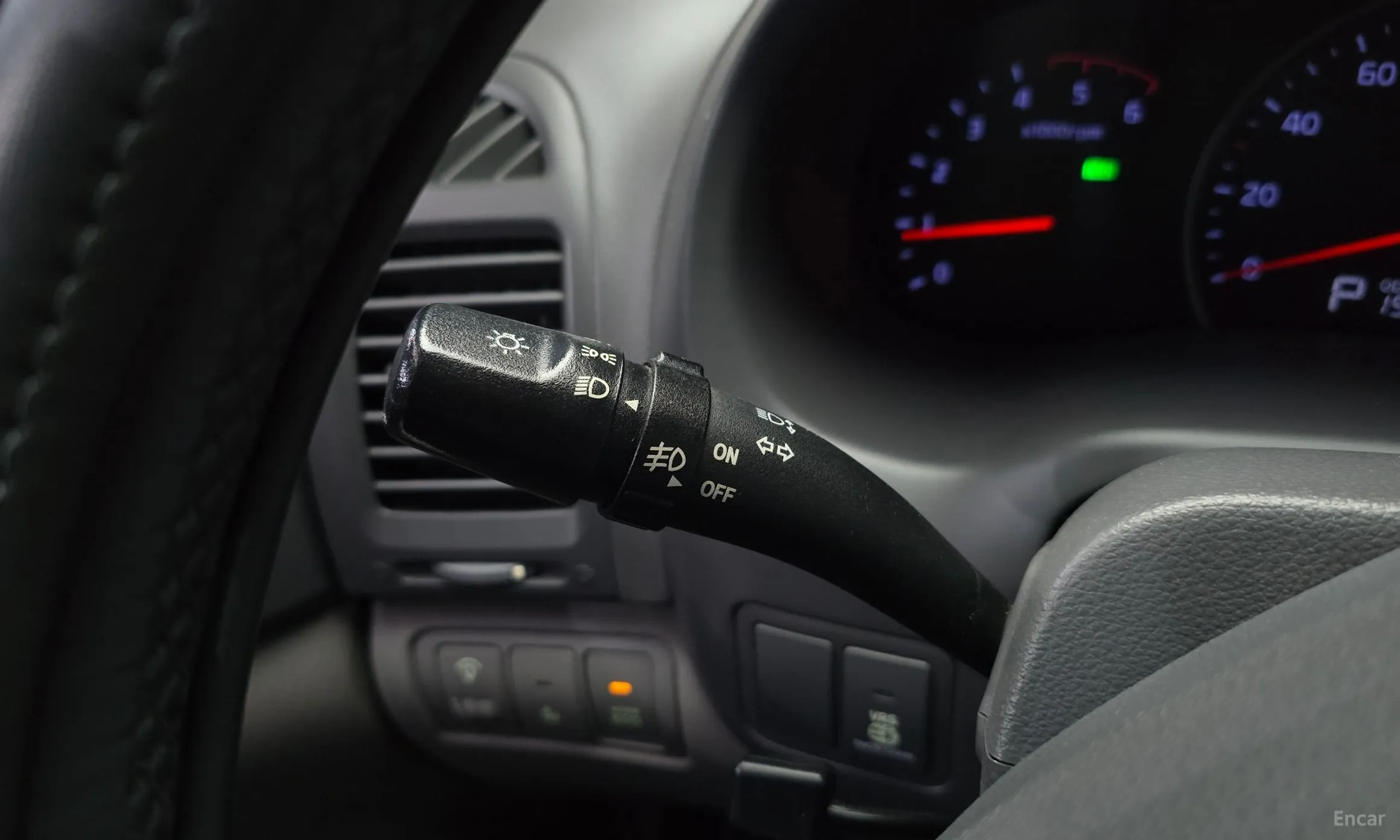 Kia Carnival R превью 16