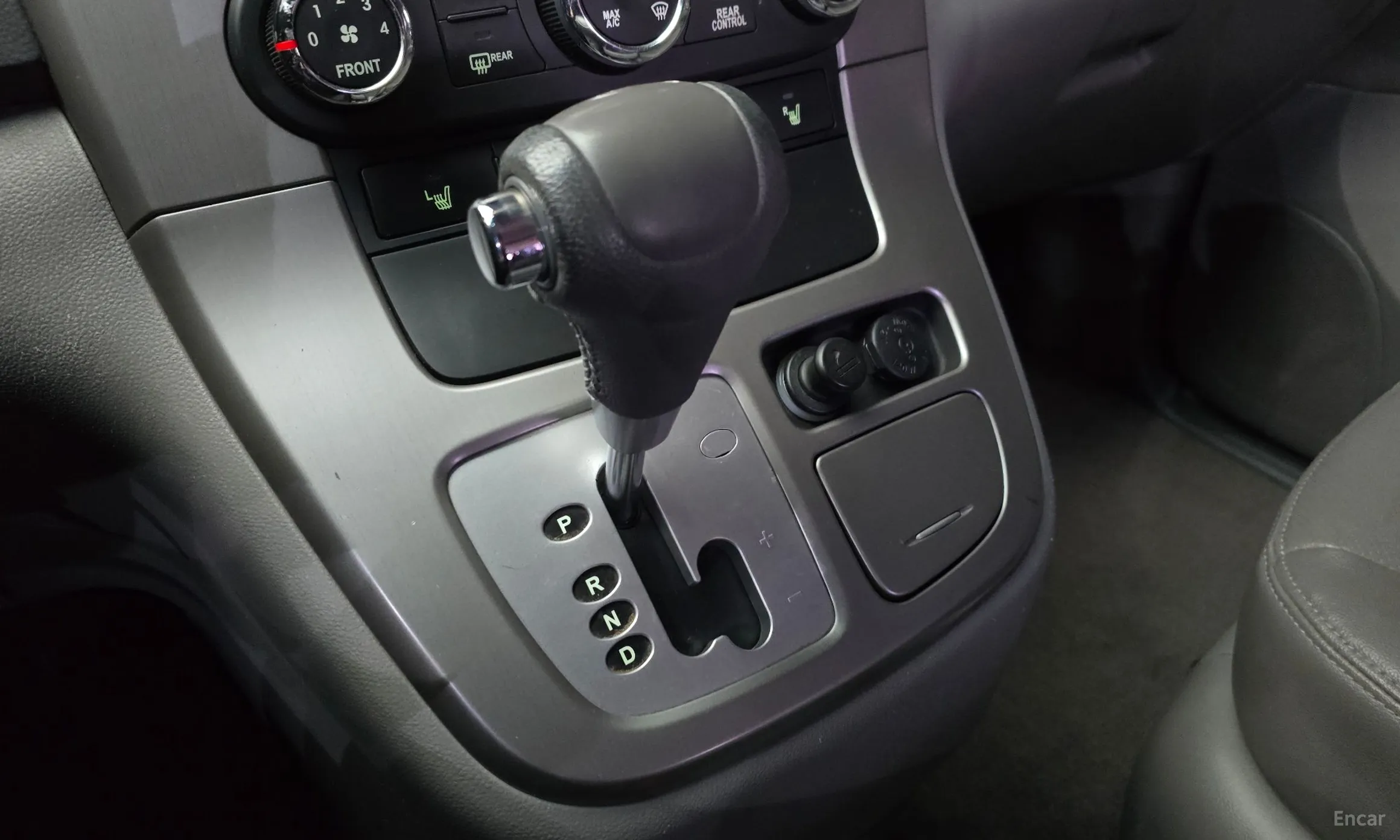 Kia Carnival R превью 9
