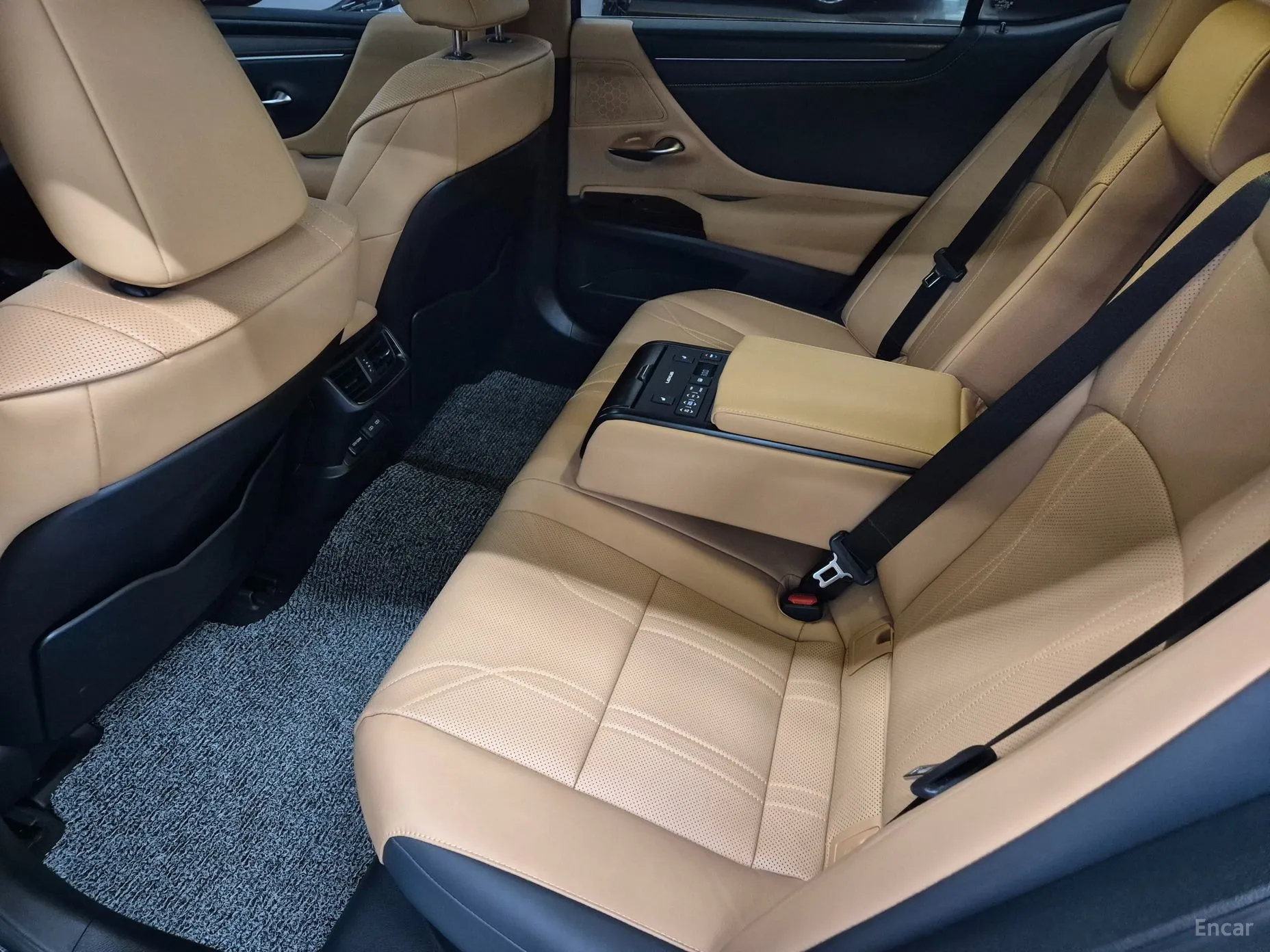 Lexus ES300h 7th Generation превью 11