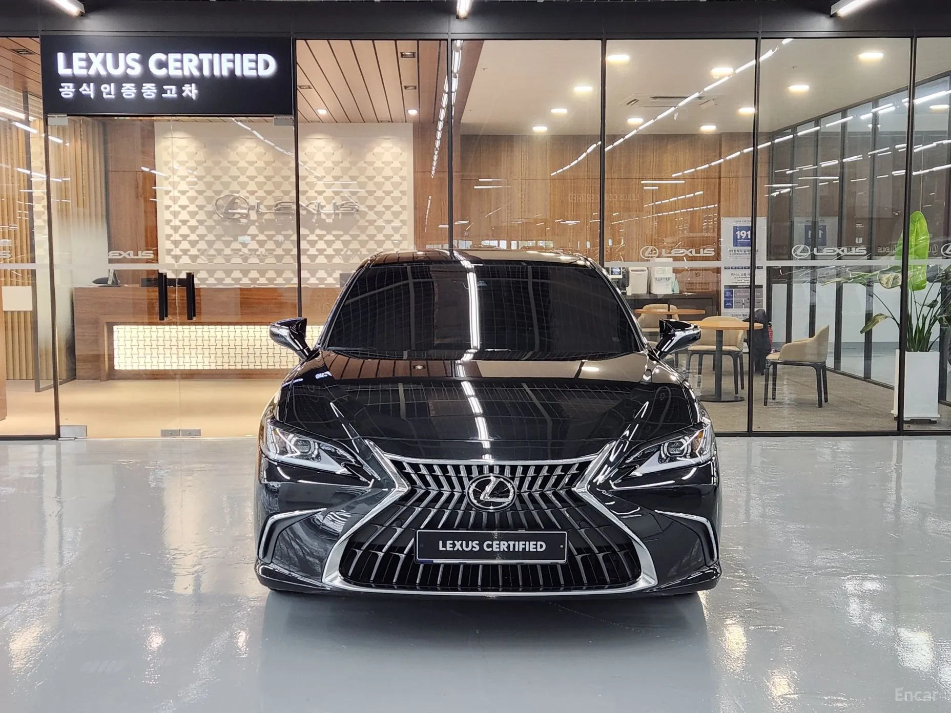 Lexus ES300h 7th Generation превью 3