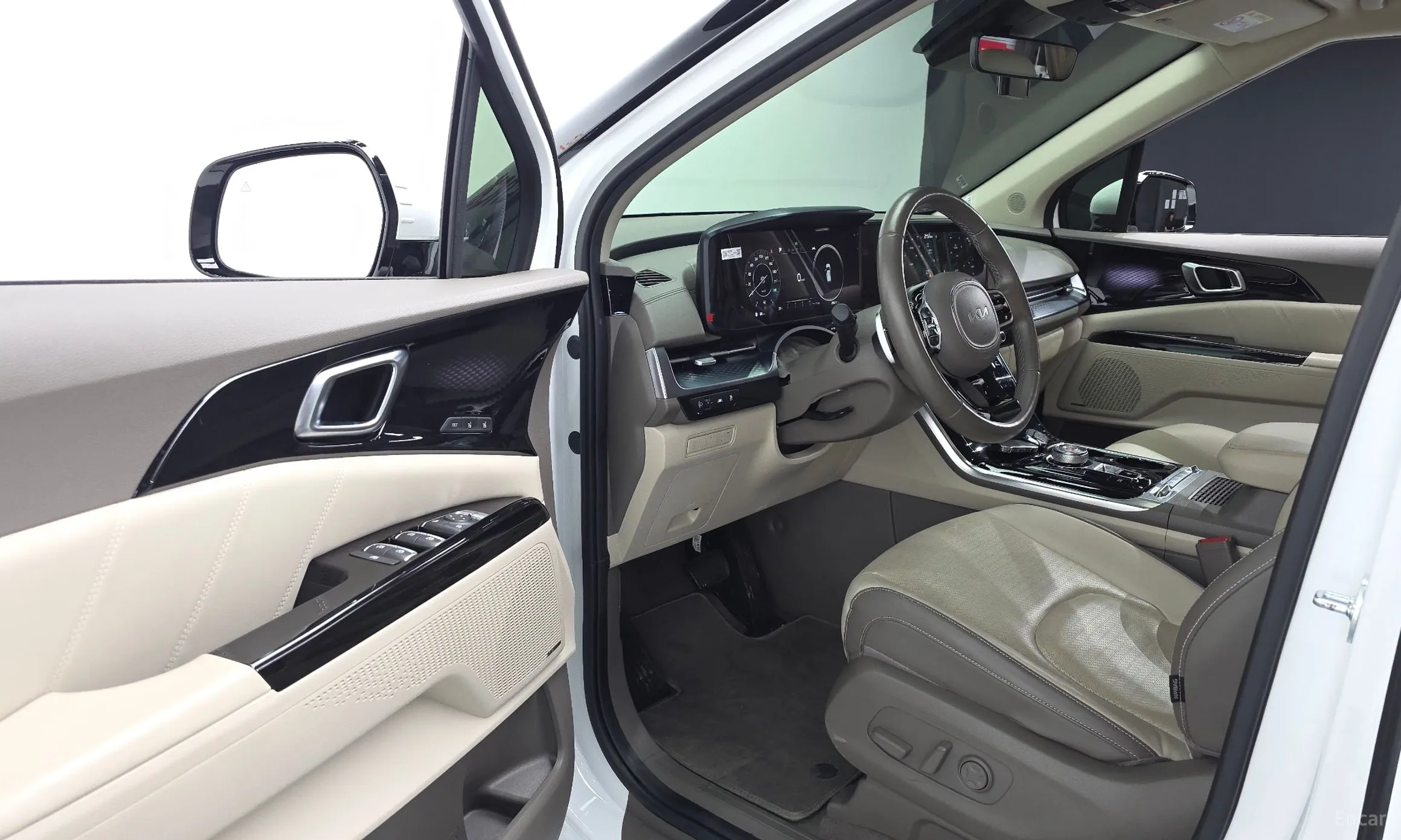 Kia Carnival Gen 4 превью 11