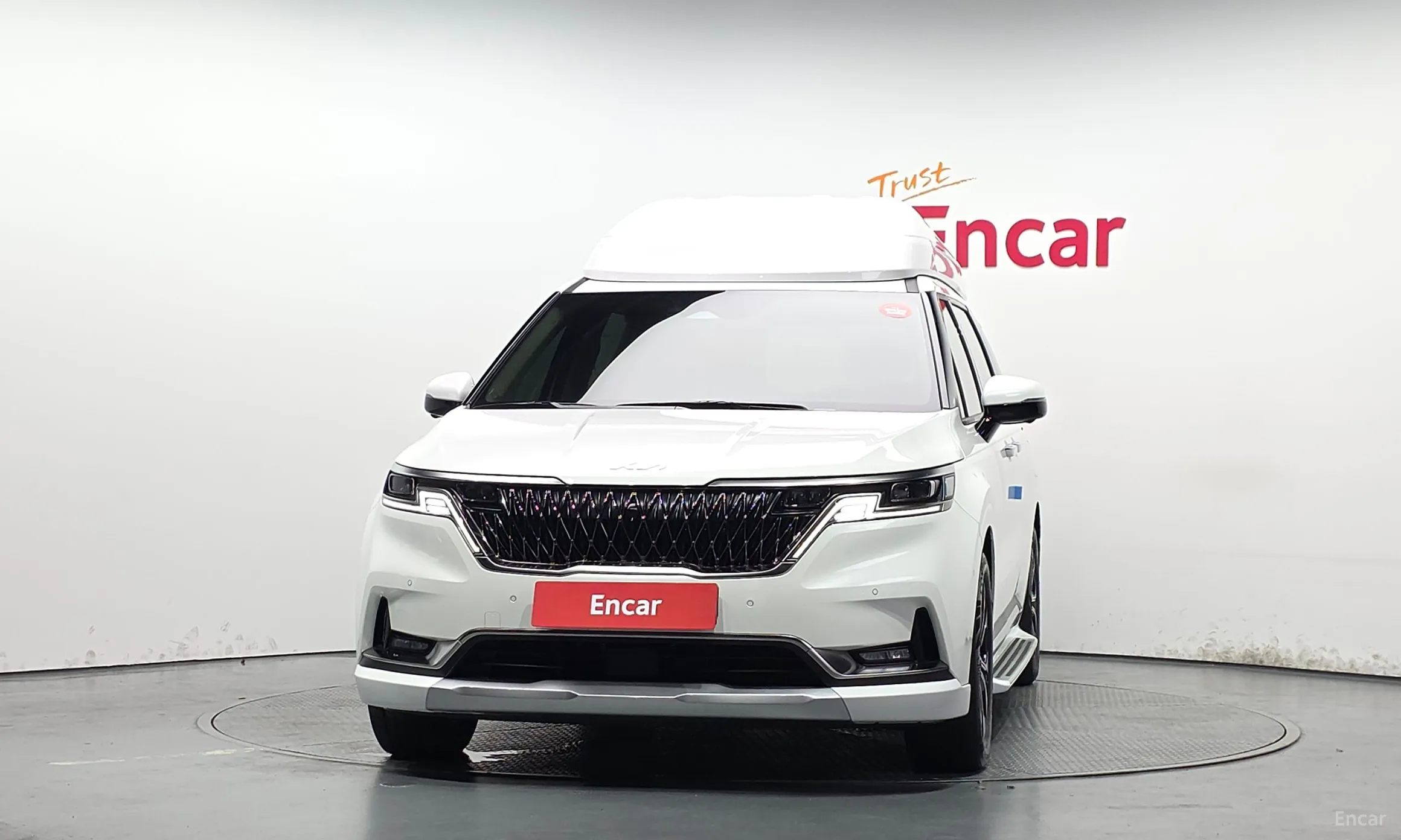 Kia Carnival Gen 4 превью 3