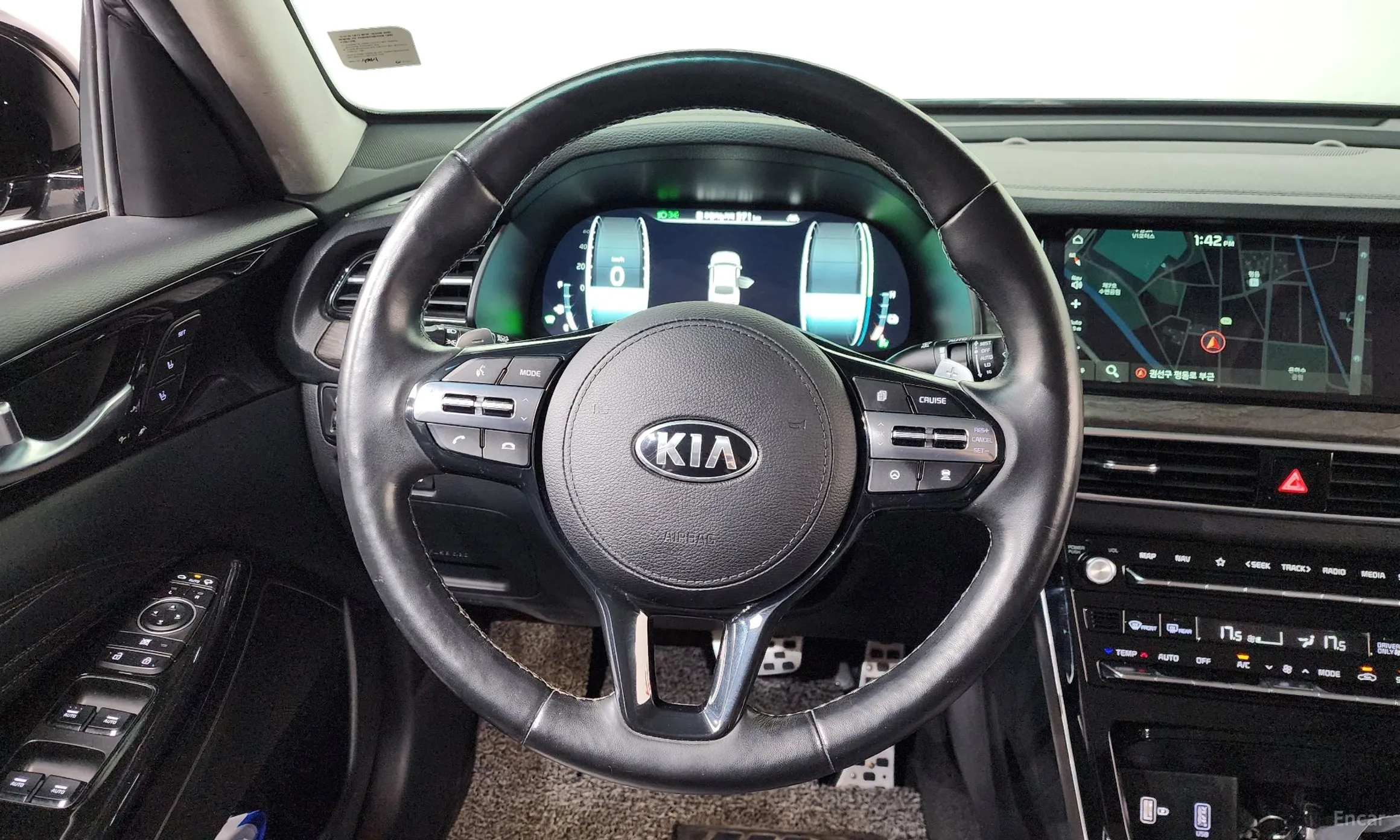 Kia K7 Premier Hybrid превью 13