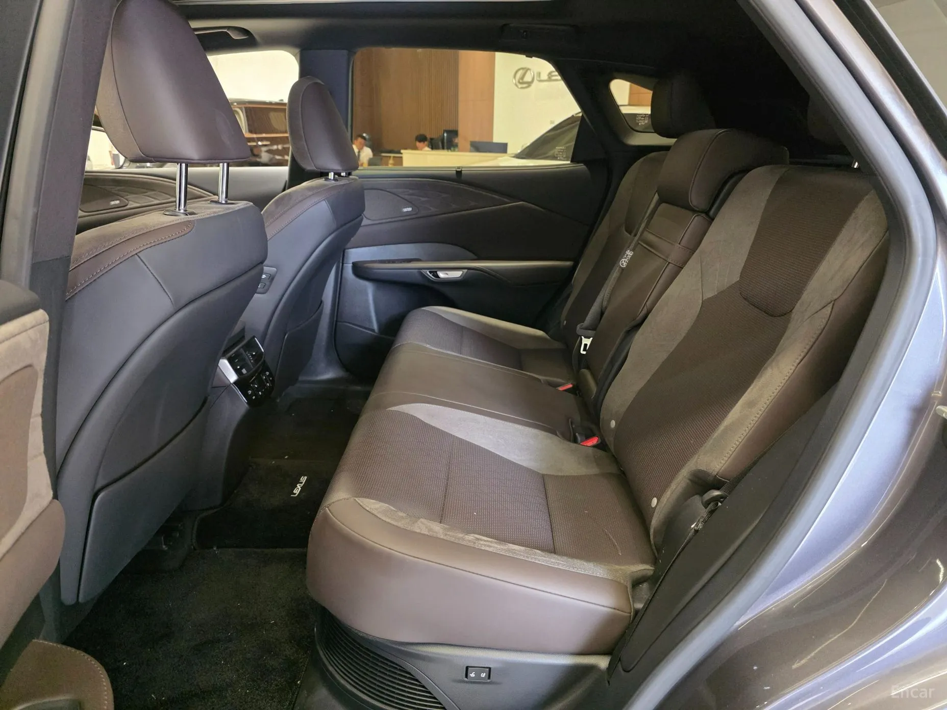 Lexus RX350h 5th Generation превью 11