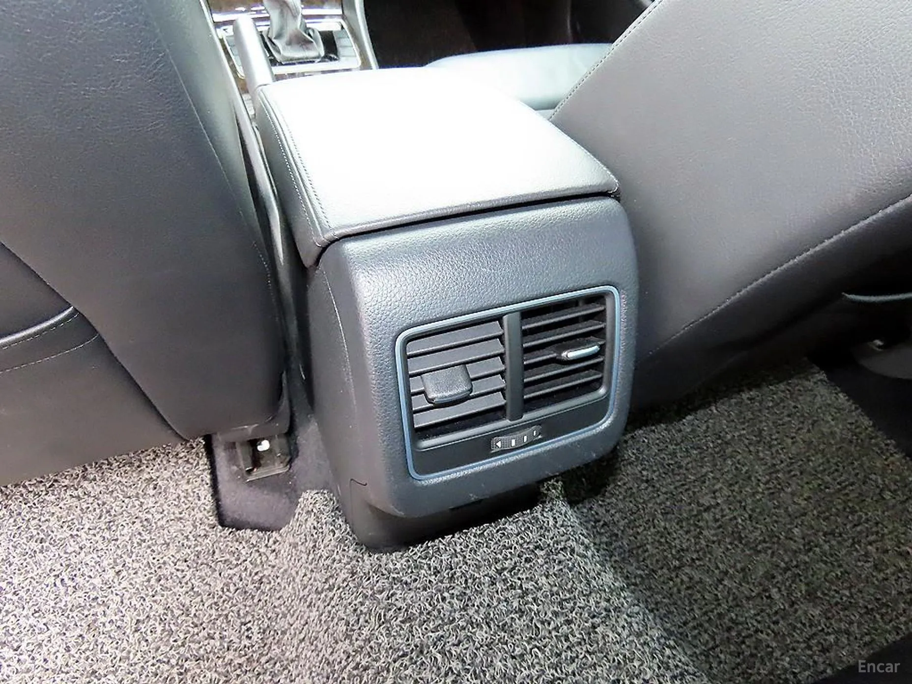 Volkswagen The New Passat превью 16