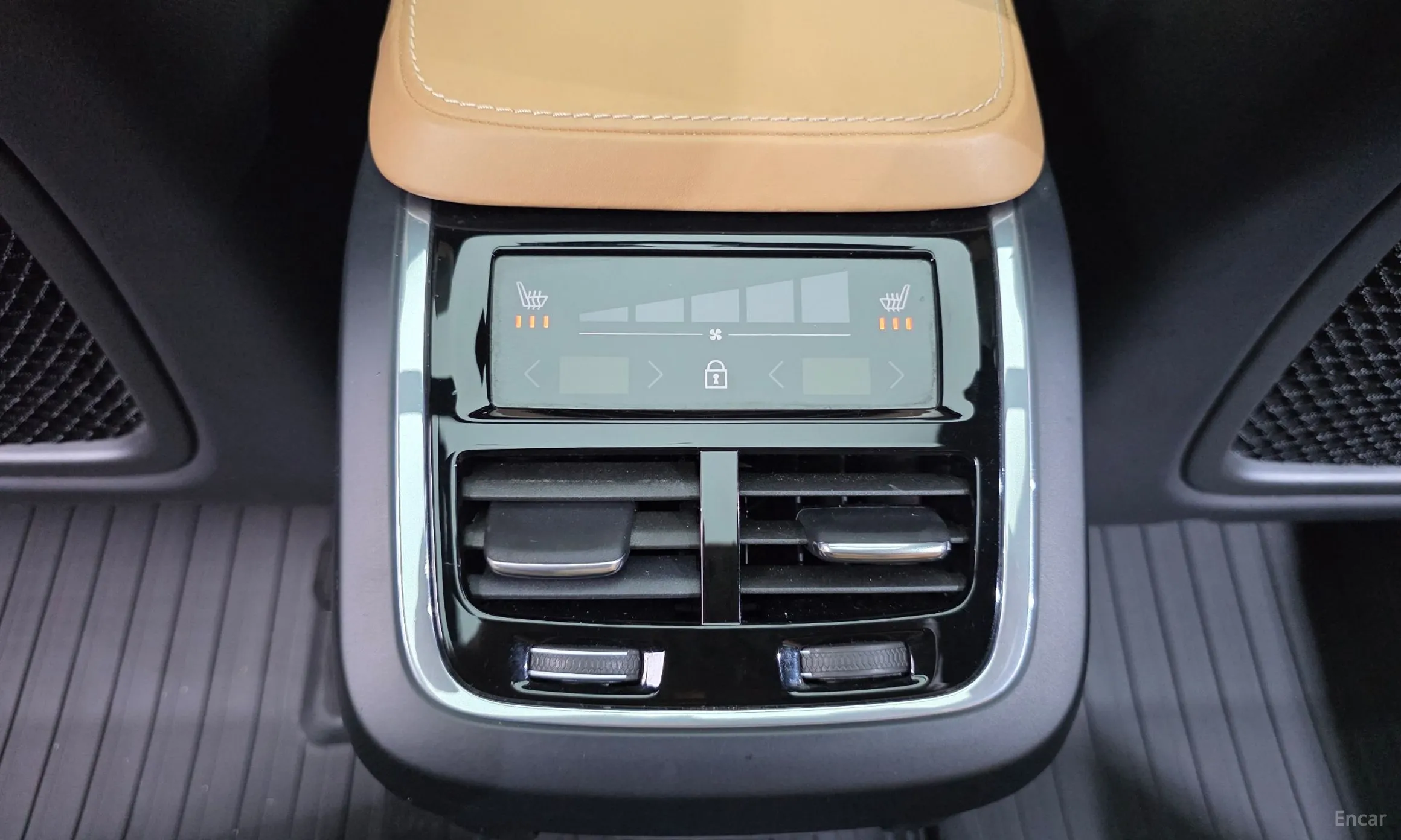 Volvo XC90 Gen 2 превью 18