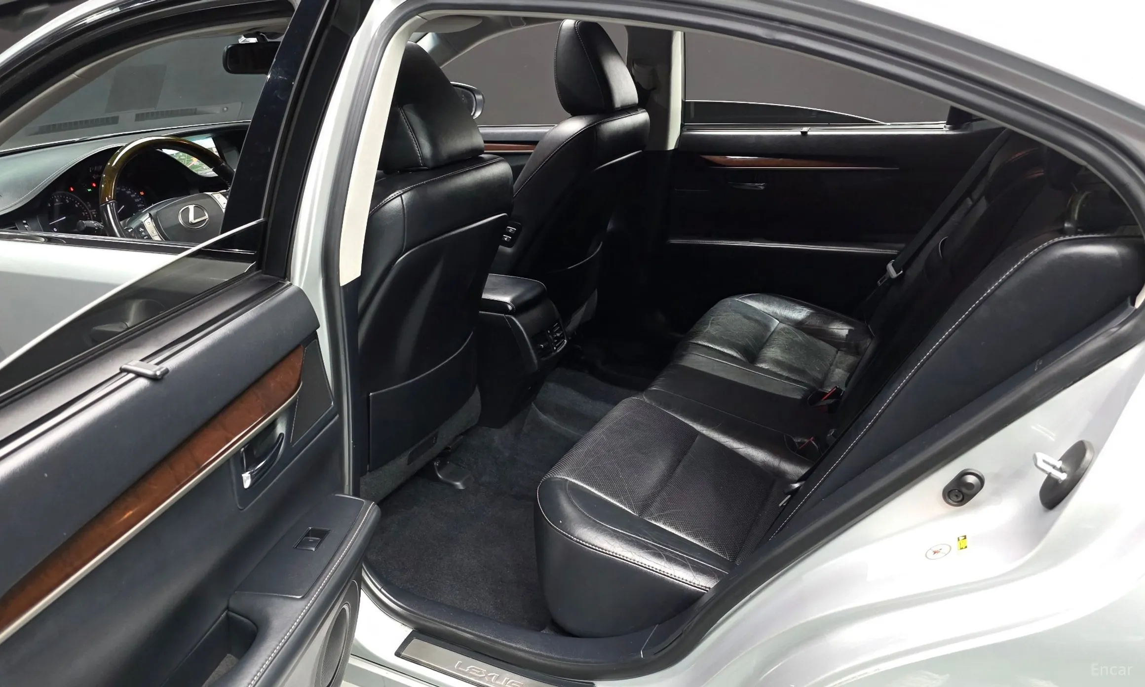 Lexus New ES350 превью 12