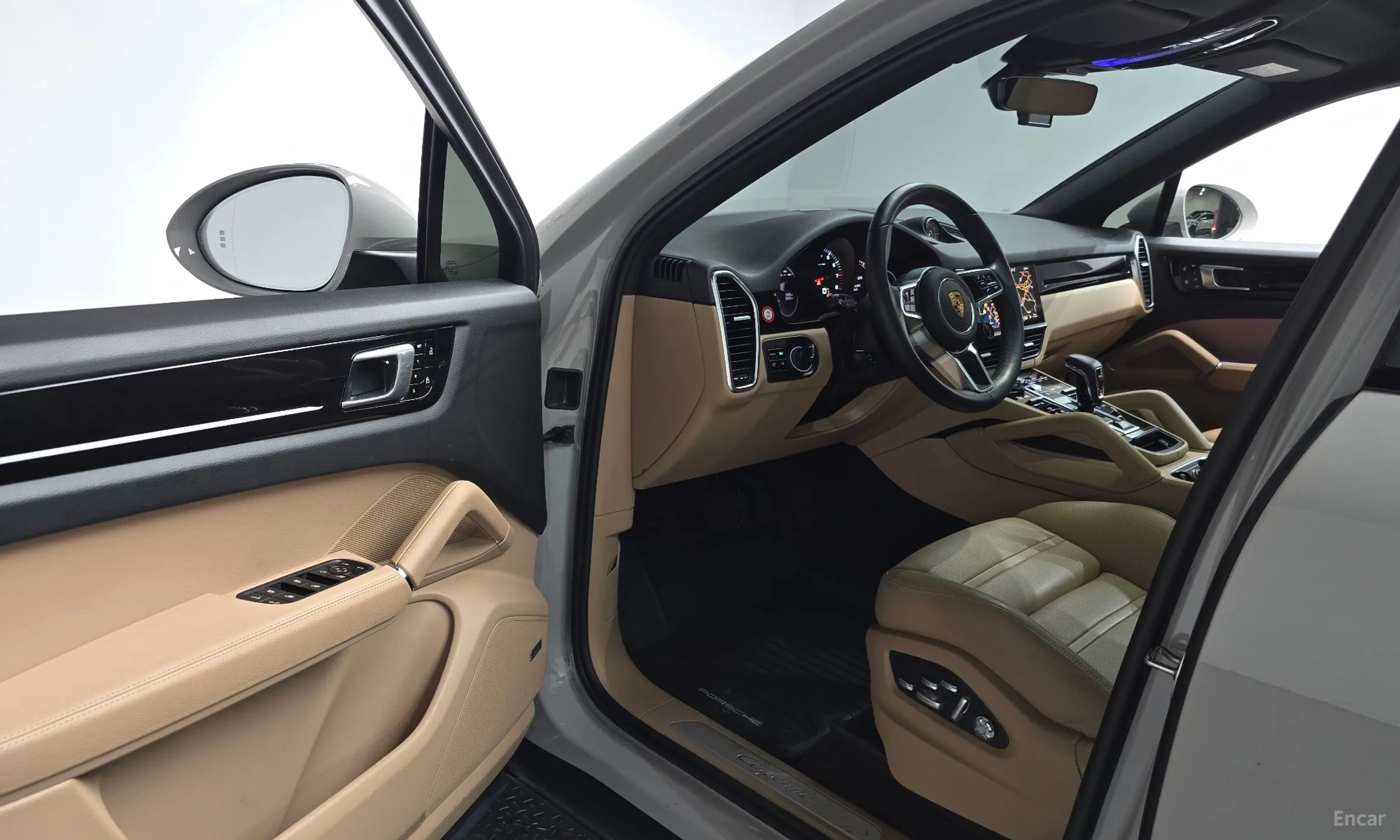 Porsche Cayenne (PO536) превью 10