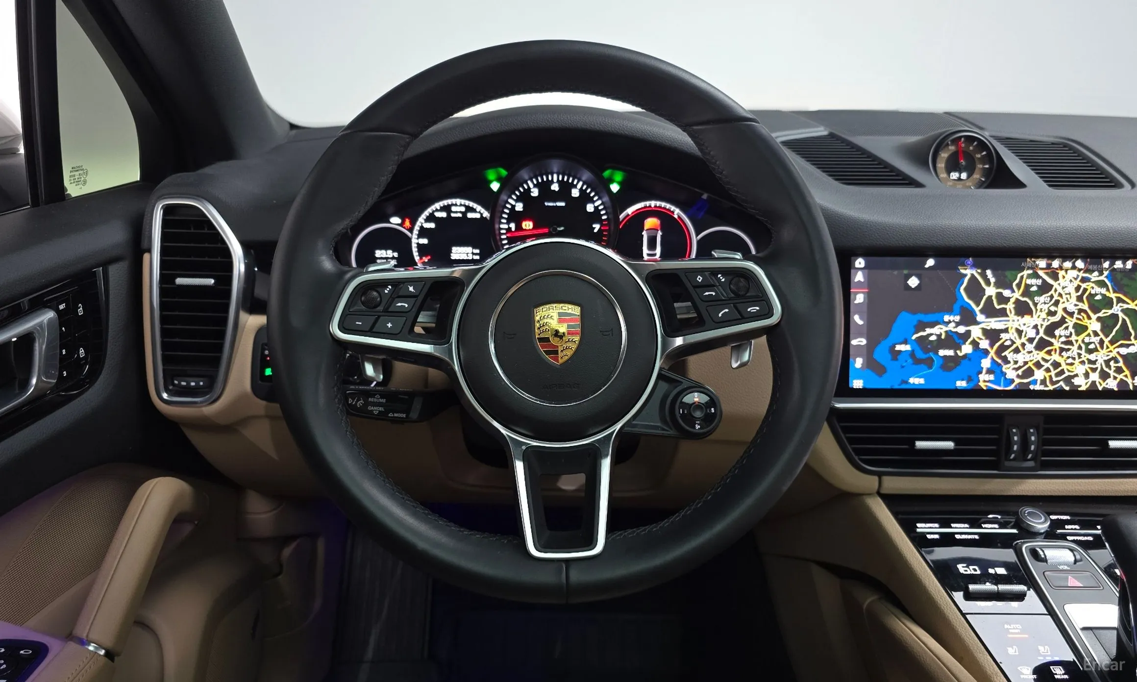 Porsche Cayenne (PO536) превью 13