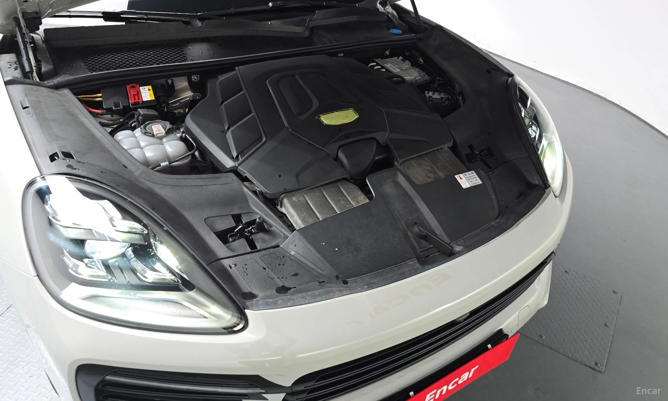 Porsche Cayenne (PO536) превью 6