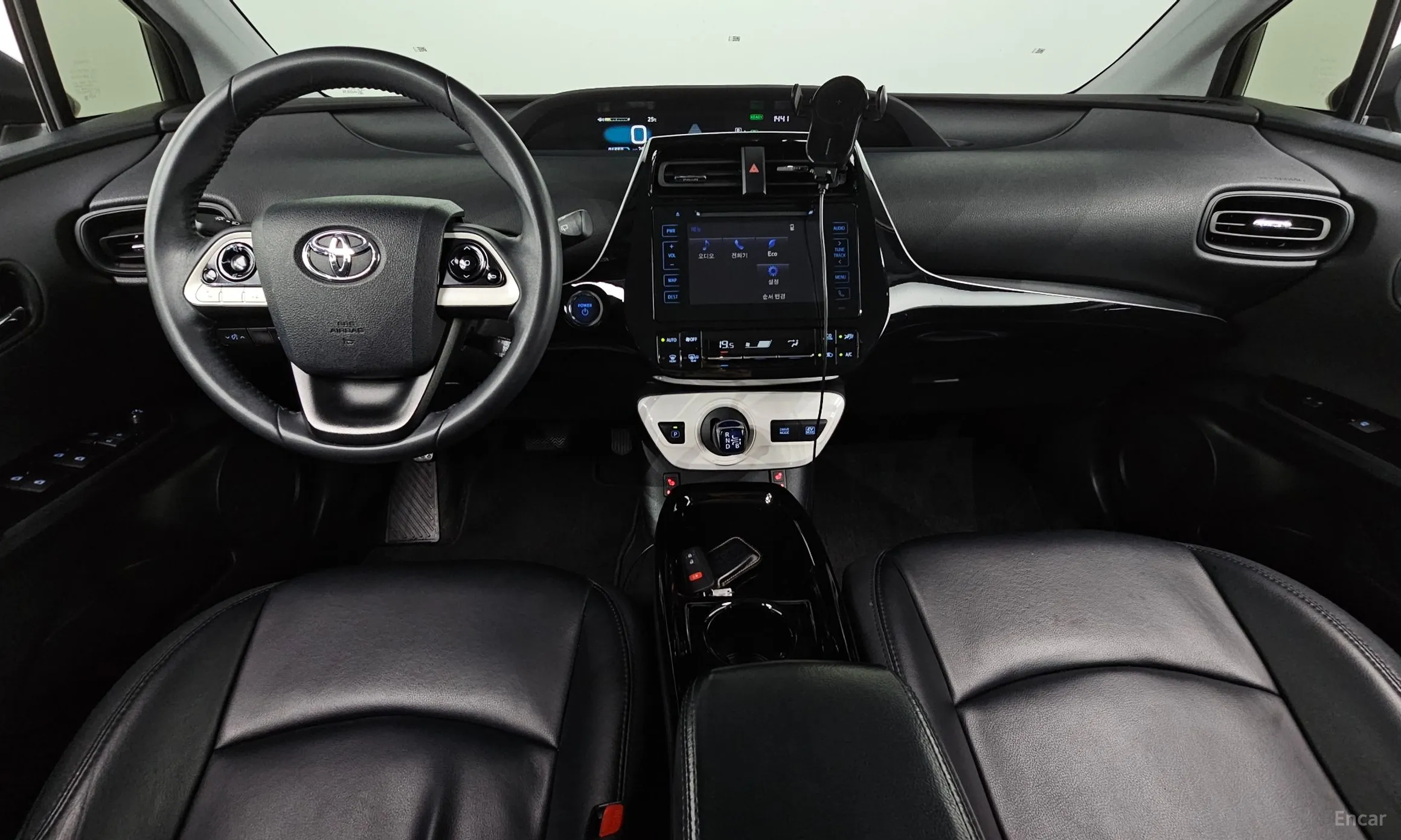 Toyota Prius 4th Generation превью 7
