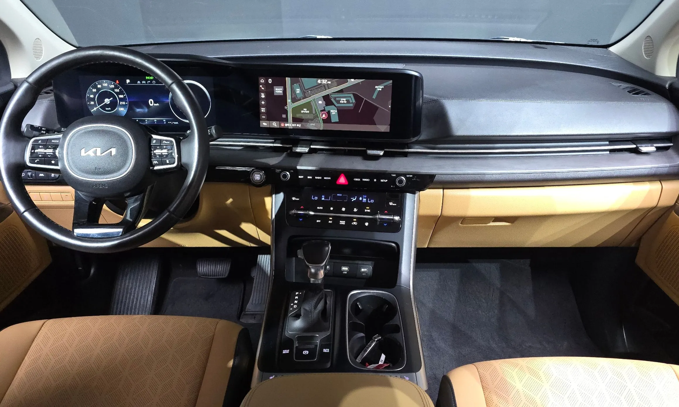Kia Carnival Gen 4 превью 7
