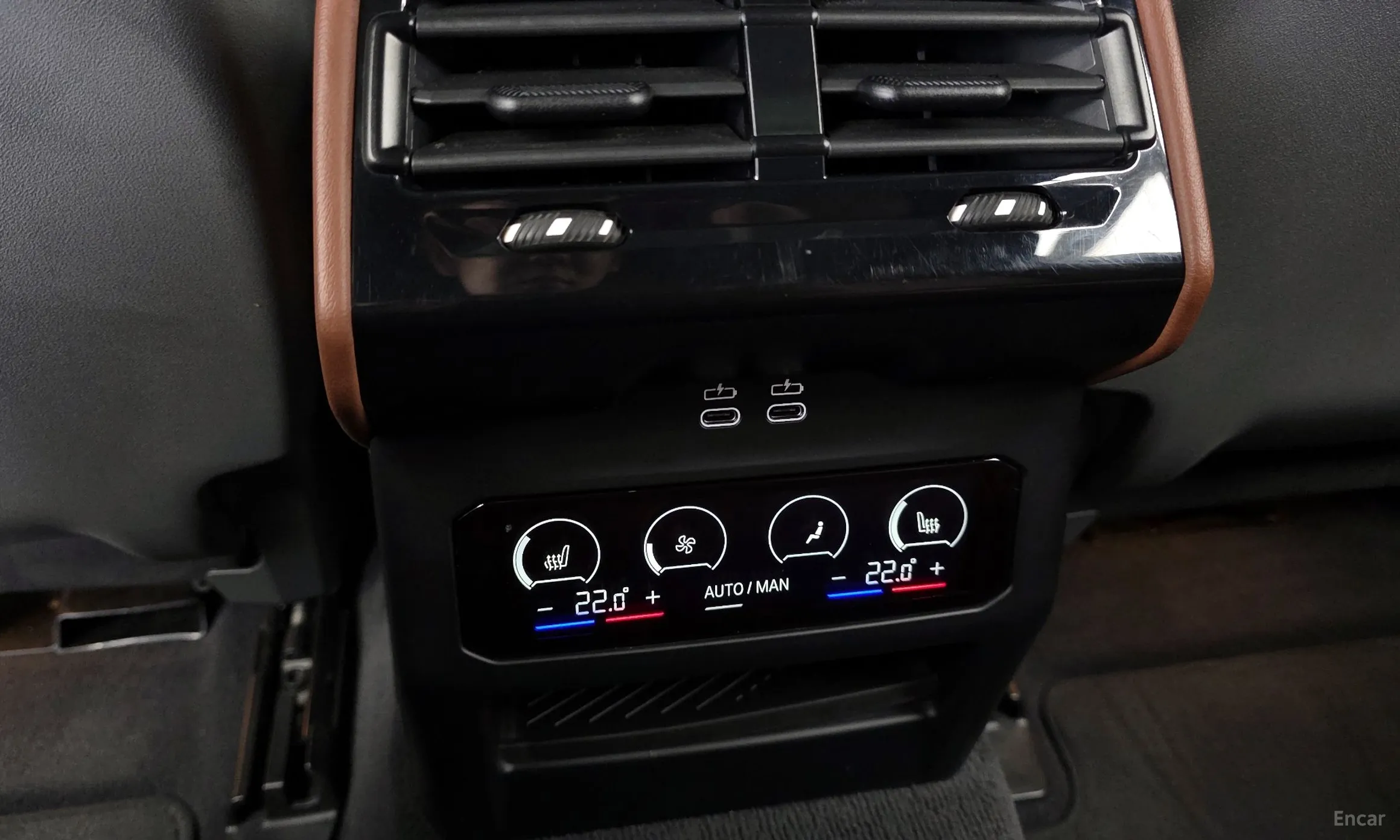 BMW 5 Series (G60) превью 18