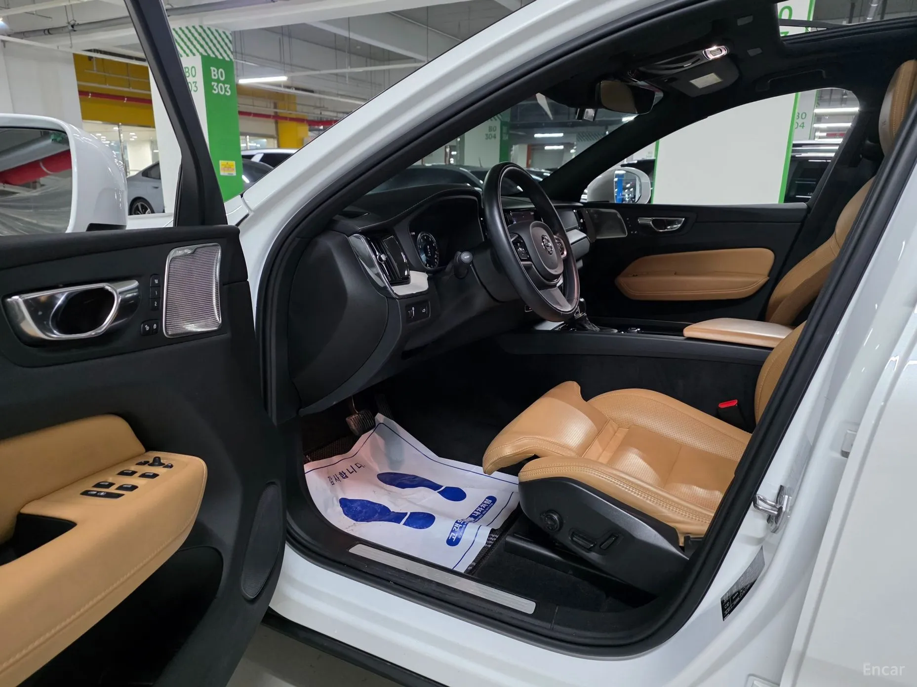 Volvo XC60 Gen 2 превью 13