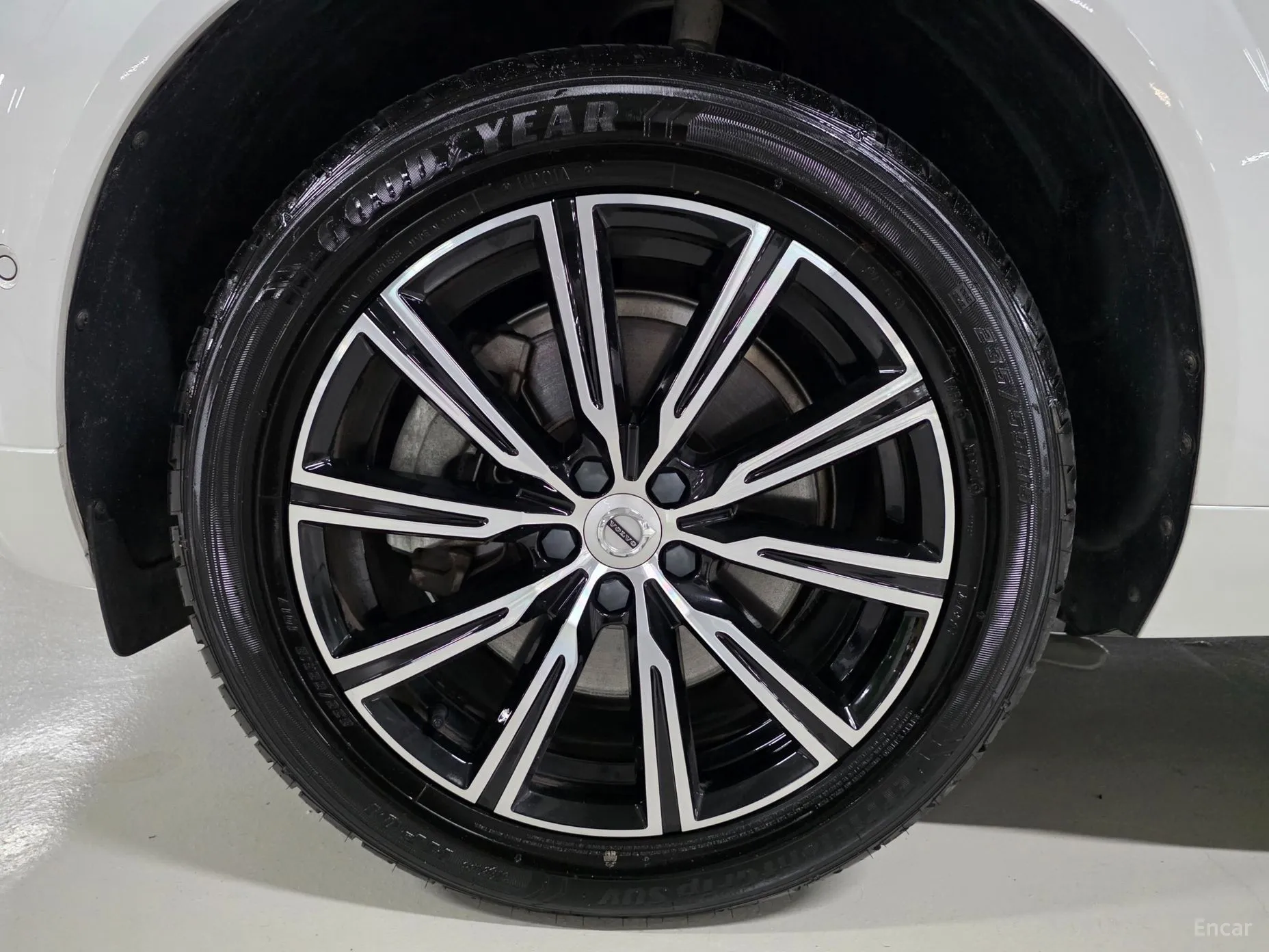 Volvo XC60 Gen 2 превью 20