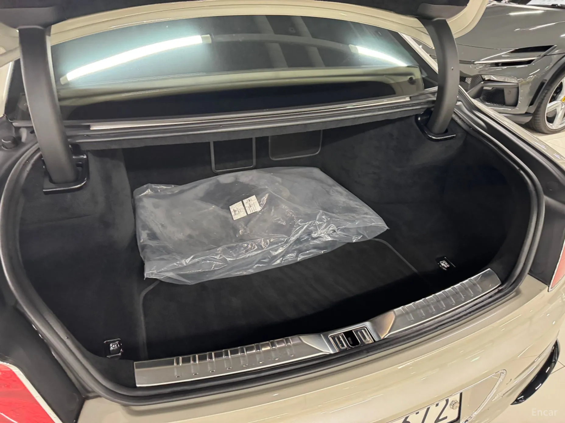 Bentley Flying Spur 3rd Generation превью 17