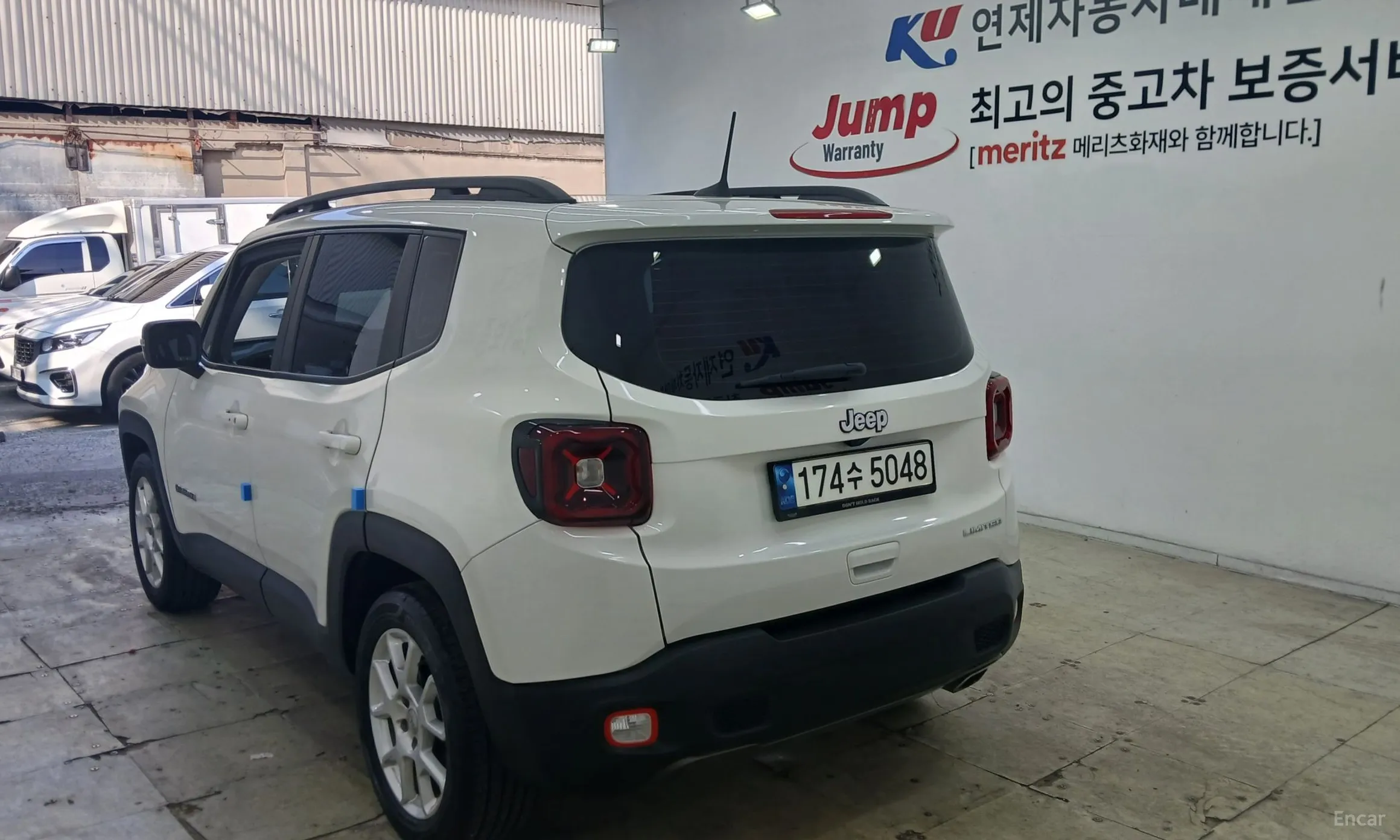 Jeep Renegade превью 19