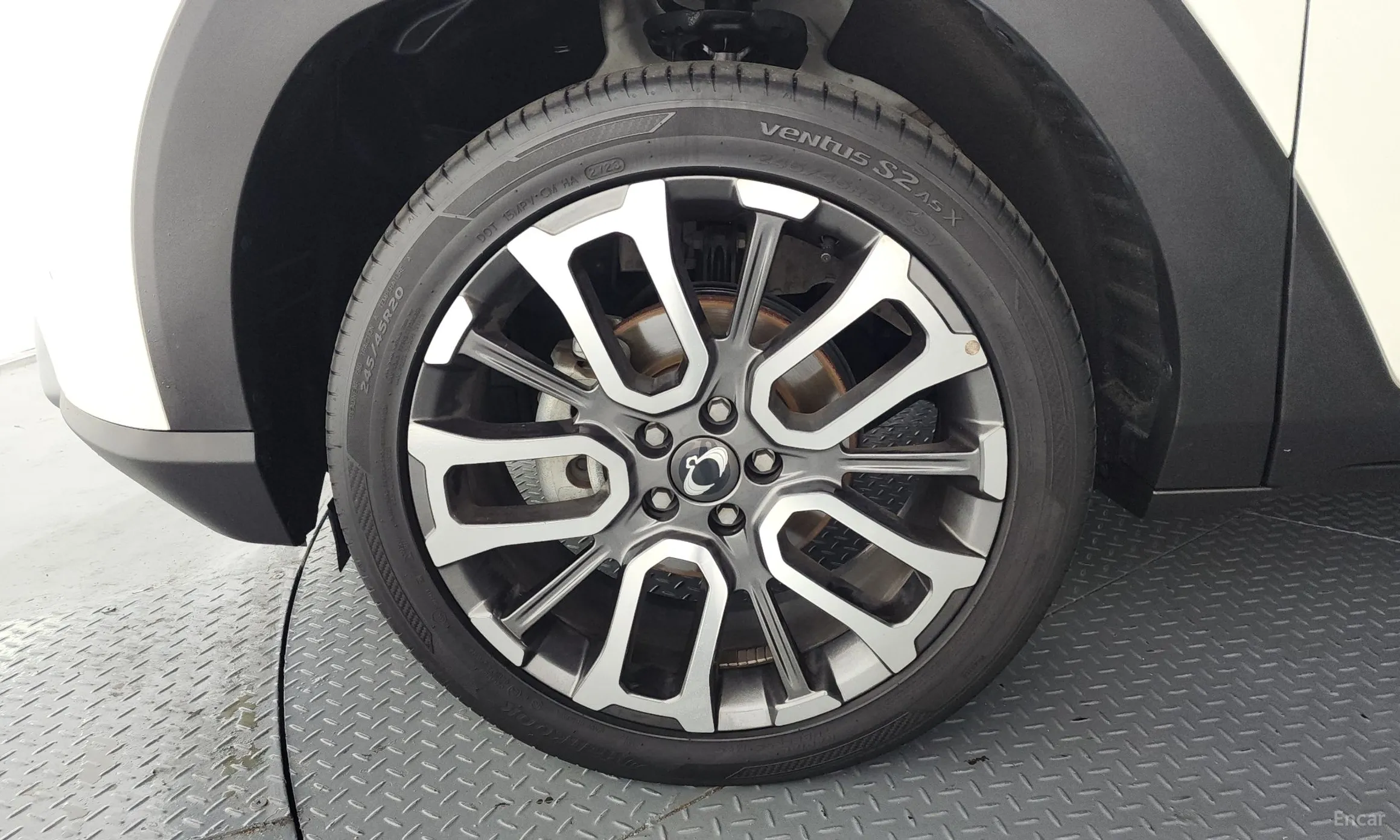 KG Mobility (SsangYong) Torres превью 5