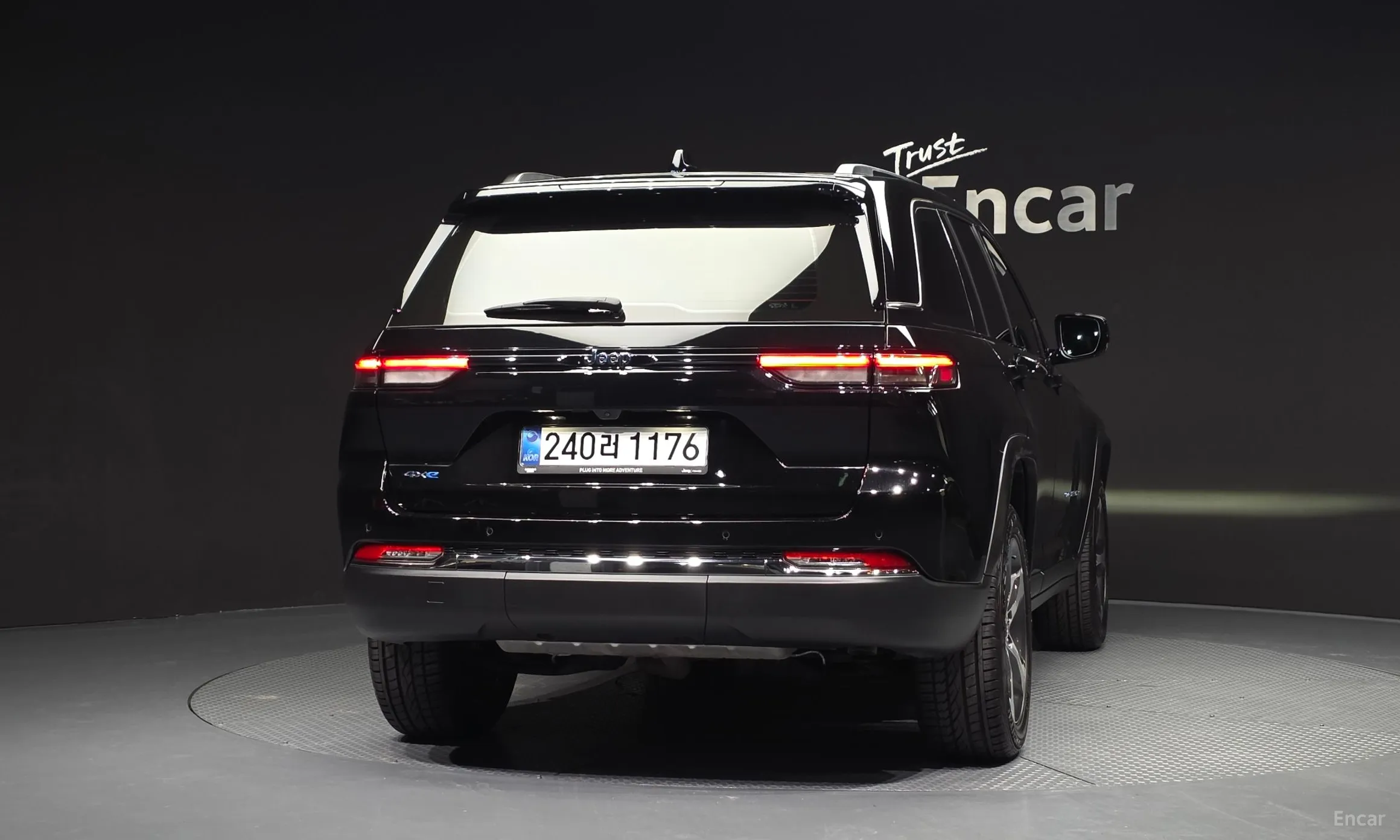 Jeep Grand Cherokee (WL) превью 4